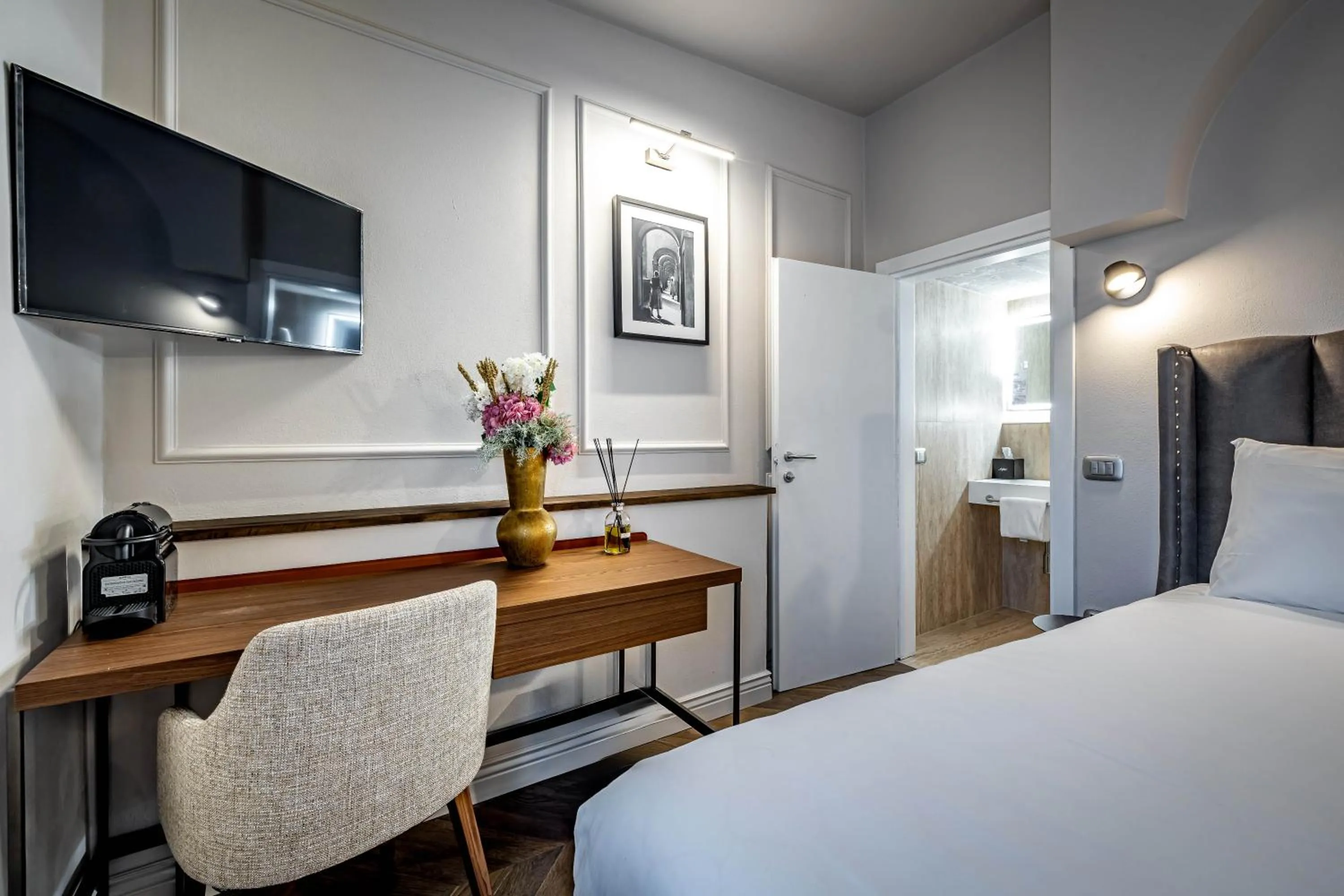 Photo of the whole room, Bed in Il Rivalta - Place of Charme