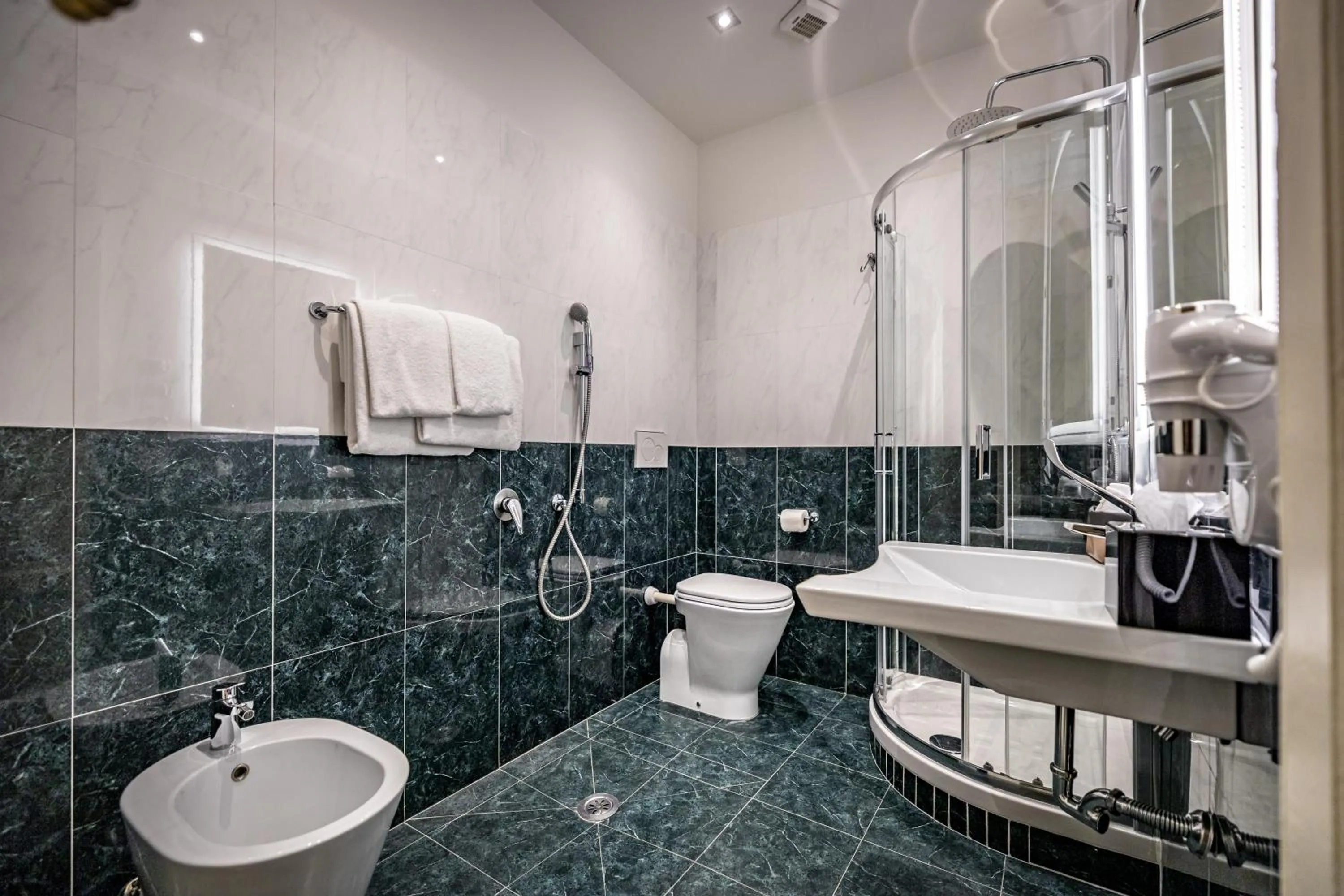 Toilet in Il Rivalta - Place of Charme