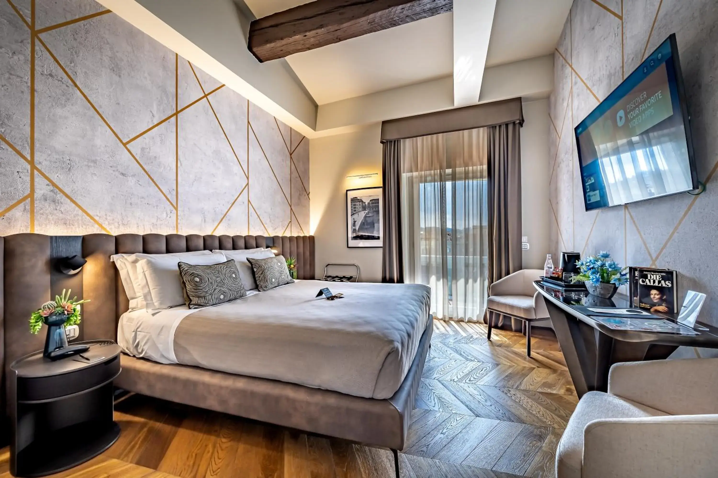 Junior Suite Deluxe with Terrace in Rivalta Hotel Junior Suite Deluxe with Terrace in Rivalta Hotel