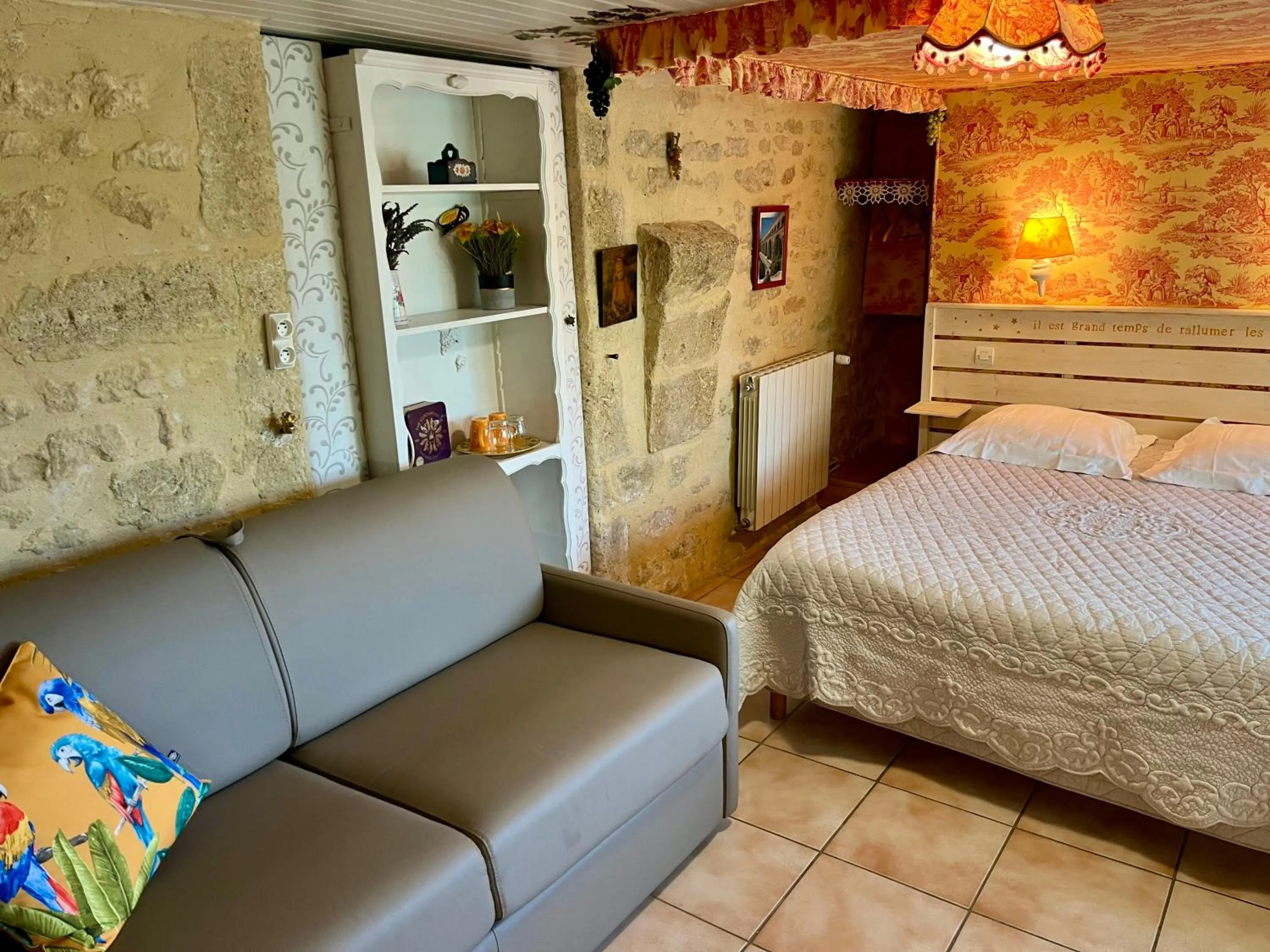 Bed in locastillon