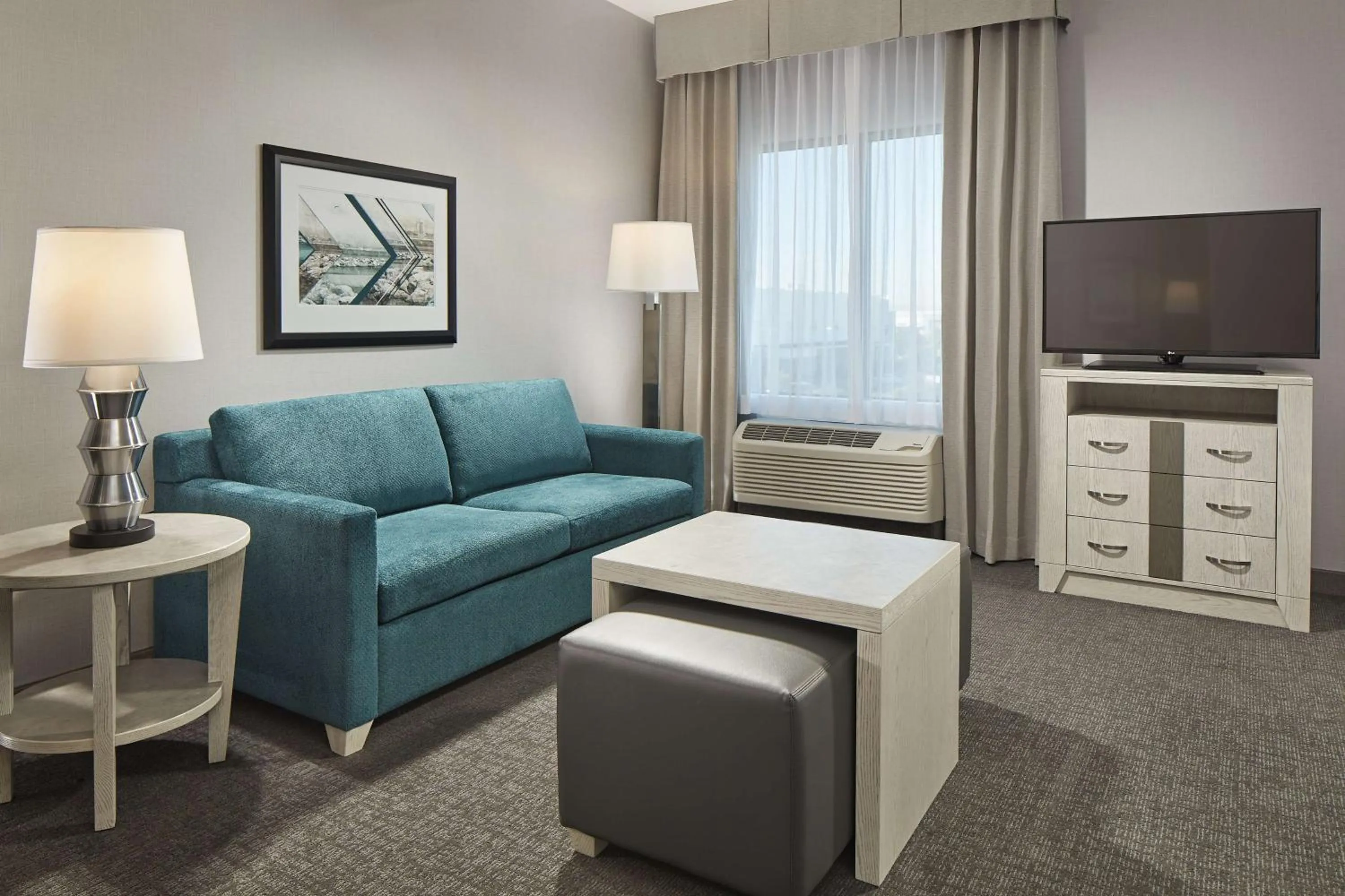 Bedroom in Homewood Suites By Hilton Long Beach Airport
