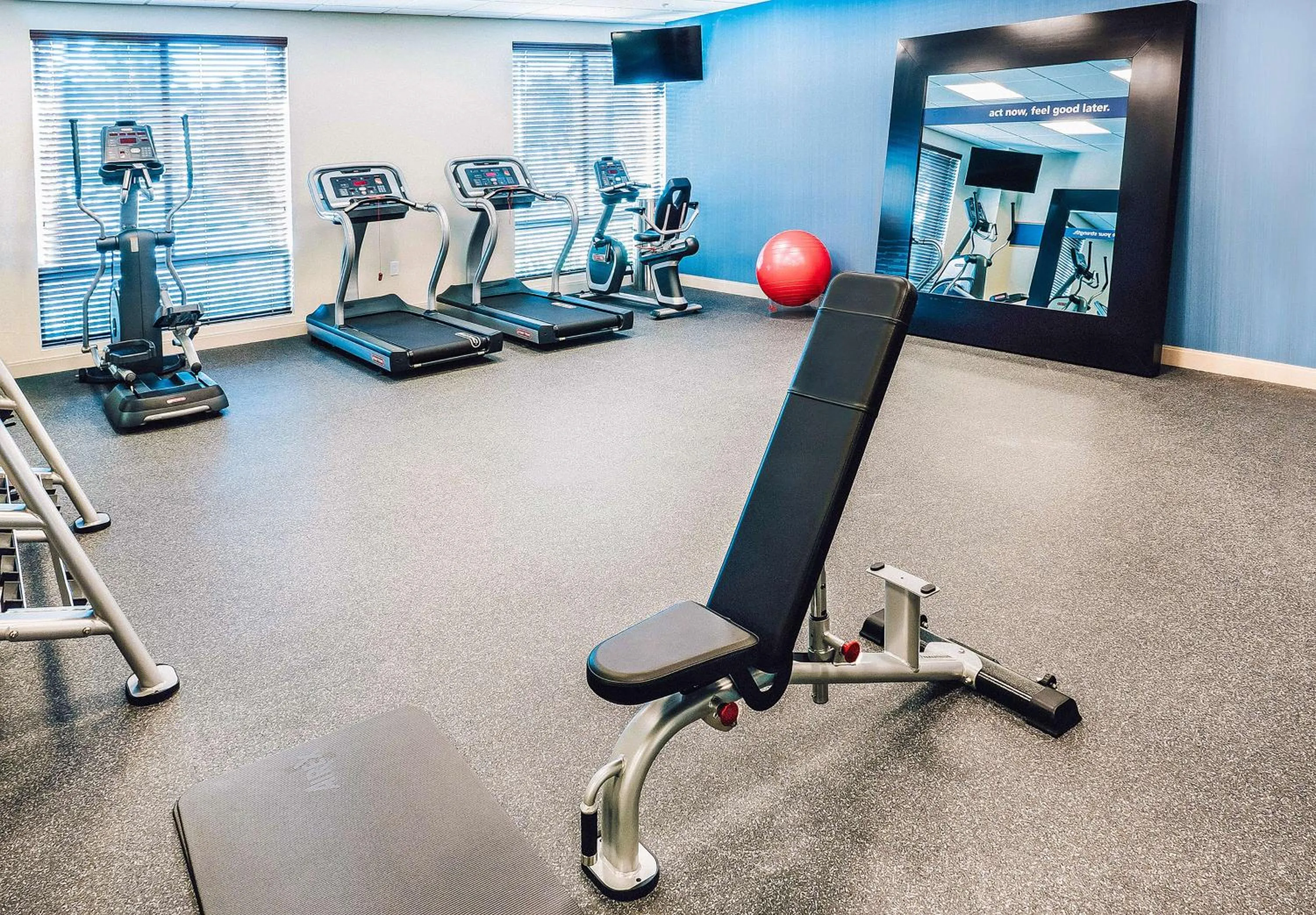 Fitness centre/facilities in Hampton Inn & Suites by Hilton Mission Viejo Laguna San Juan Capistrano