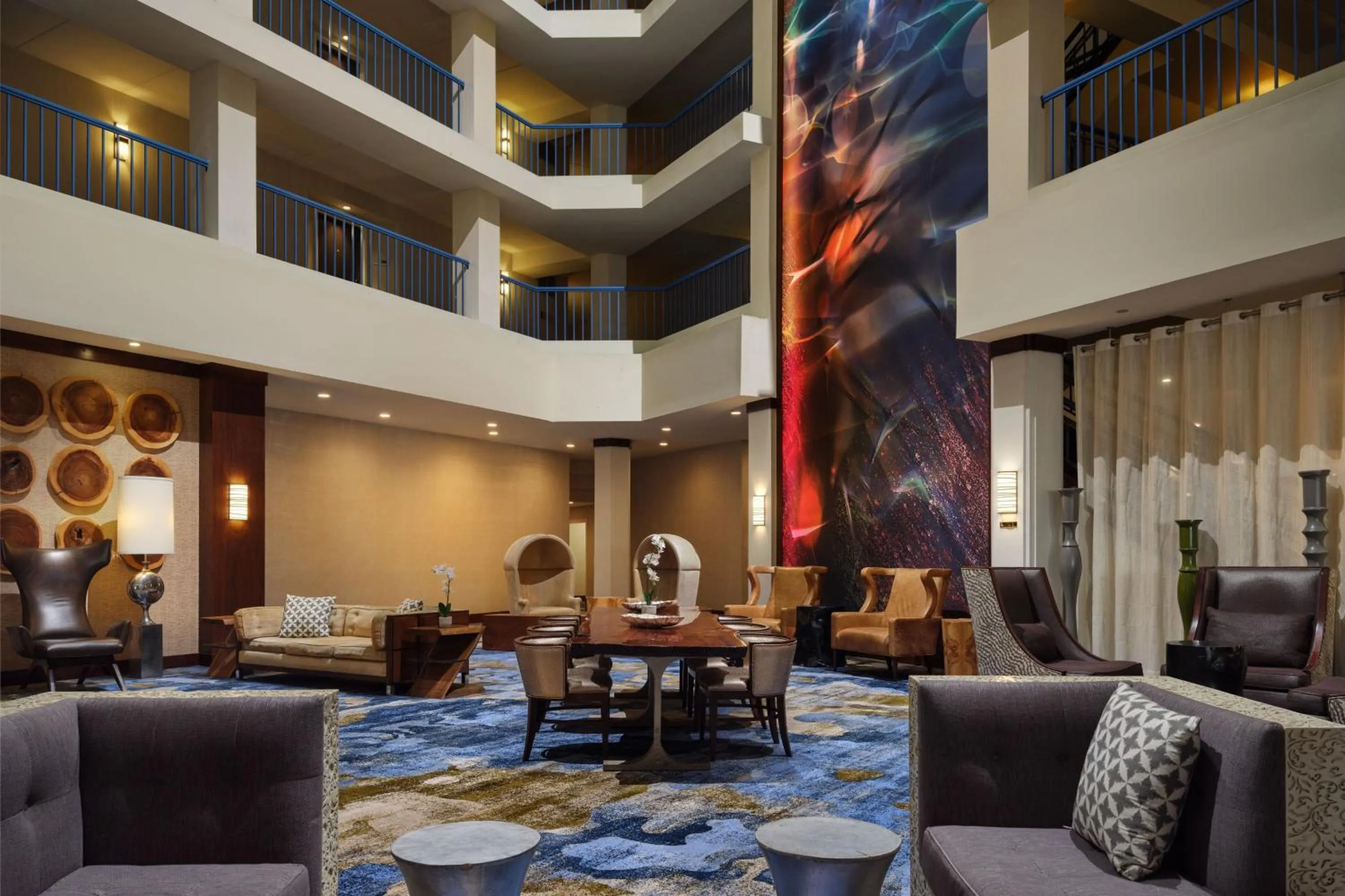 Lobby or reception in Delta Hotels by Marriott Philadelphia Airport