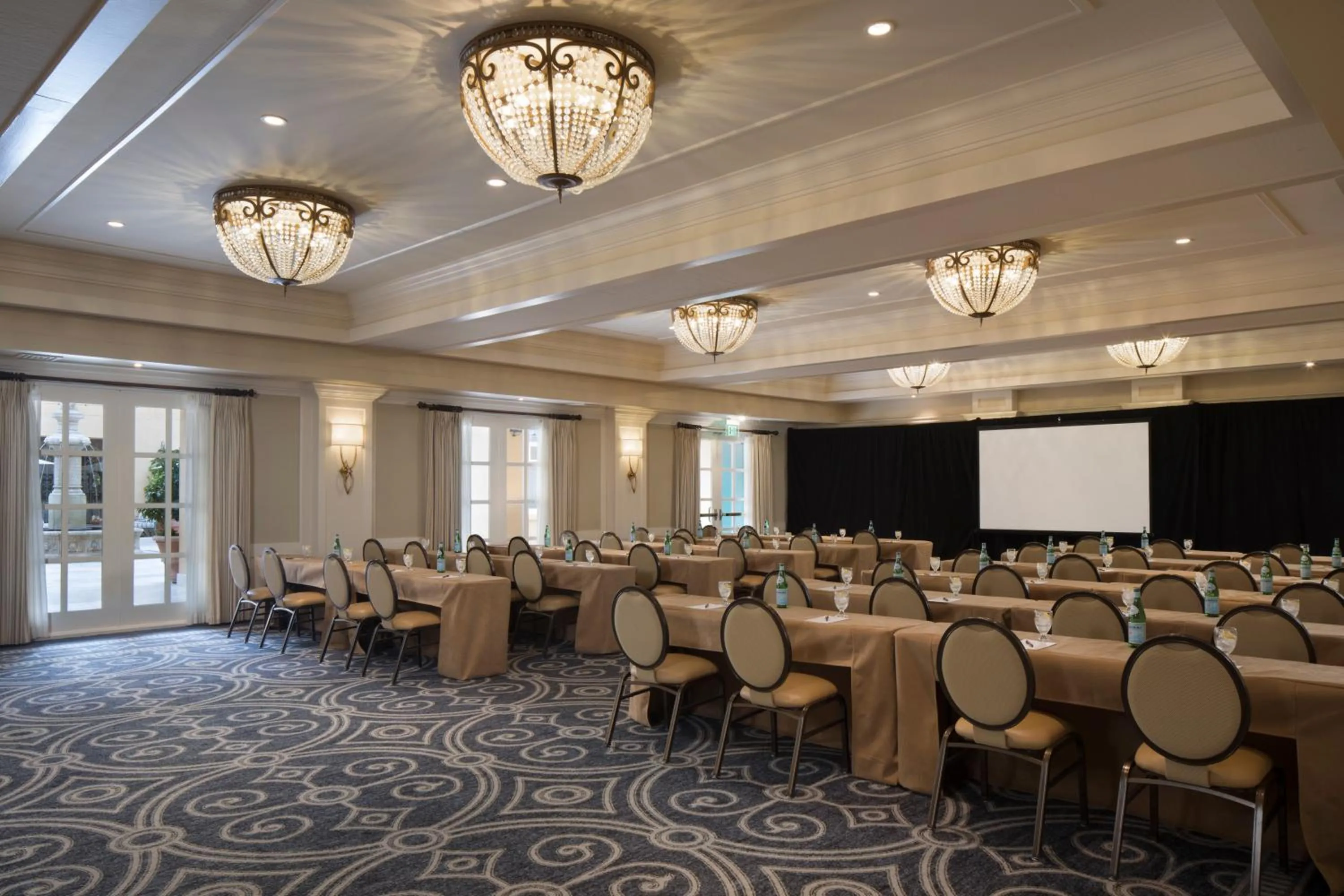 Area and facilities in Lafayette Park Hotel & Spa