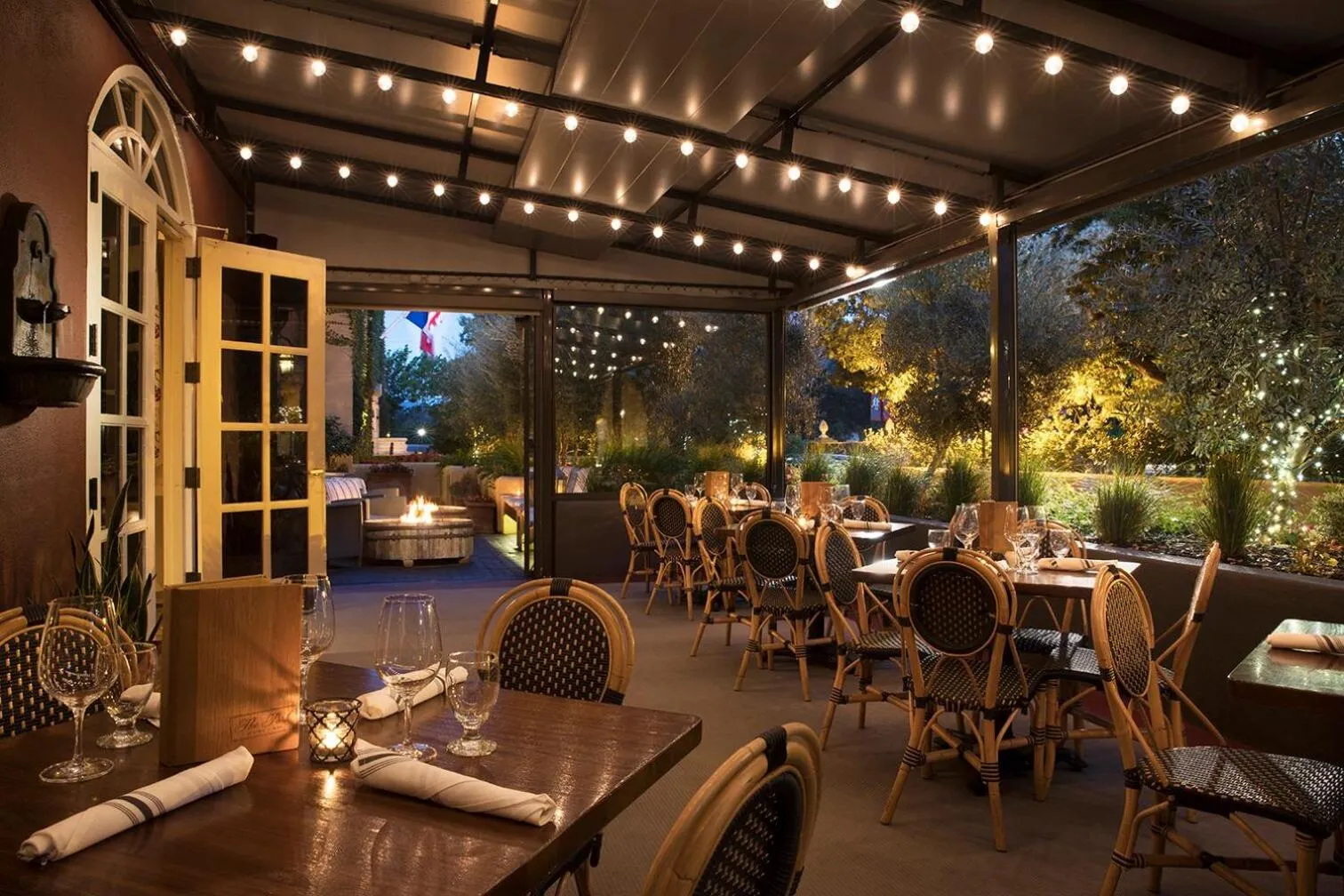 Restaurant/places to eat in Lafayette Park Hotel & Spa