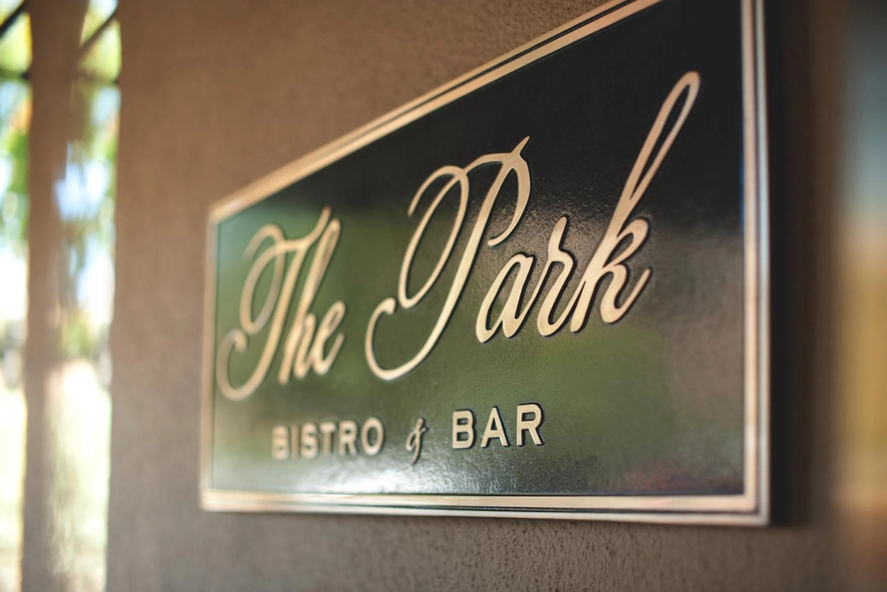 Restaurant/places to eat in Lafayette Park Hotel & Spa