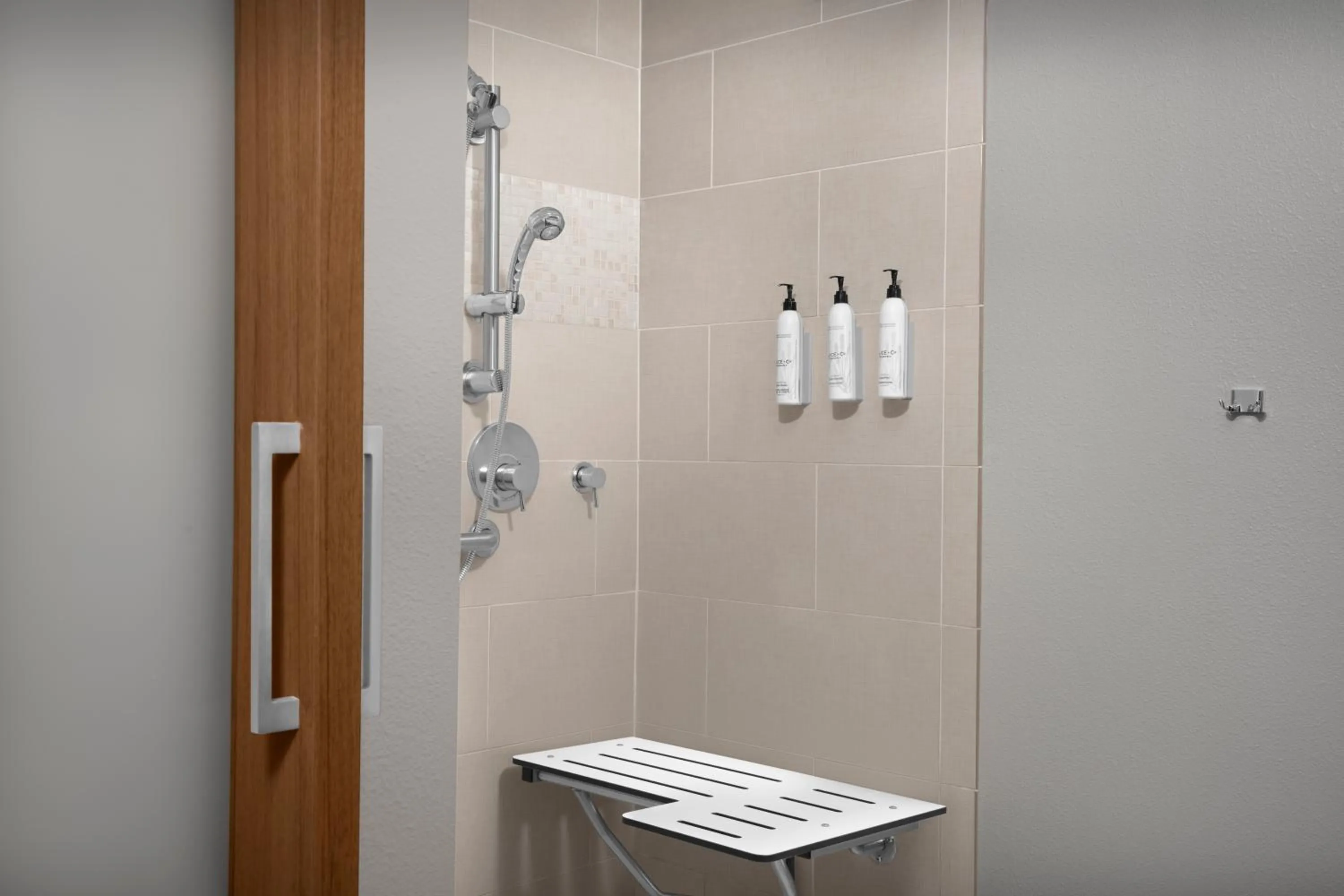 Bathroom in Springhill Suites by Marriott Savannah Downtown Historic District