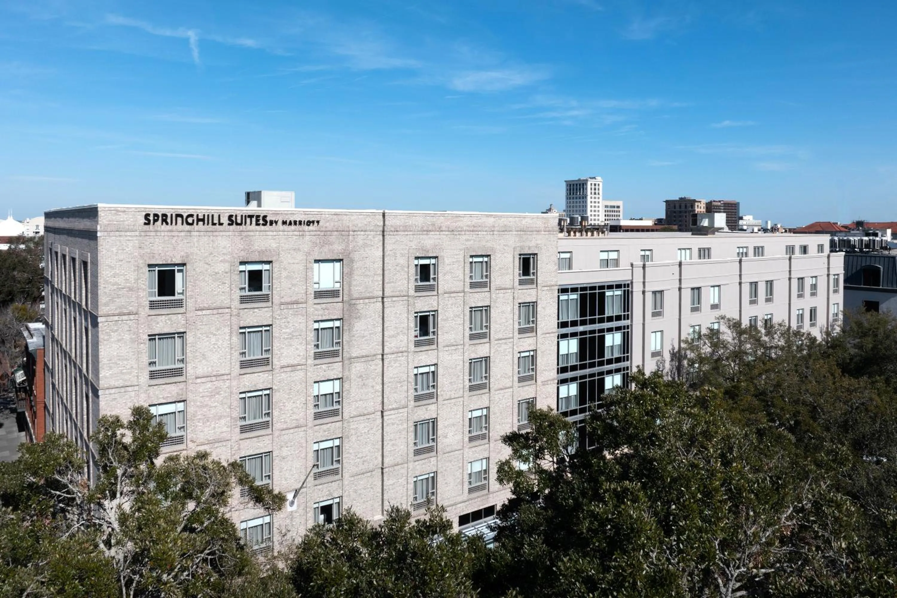 Property building in Springhill Suites by Marriott Savannah Downtown Historic District