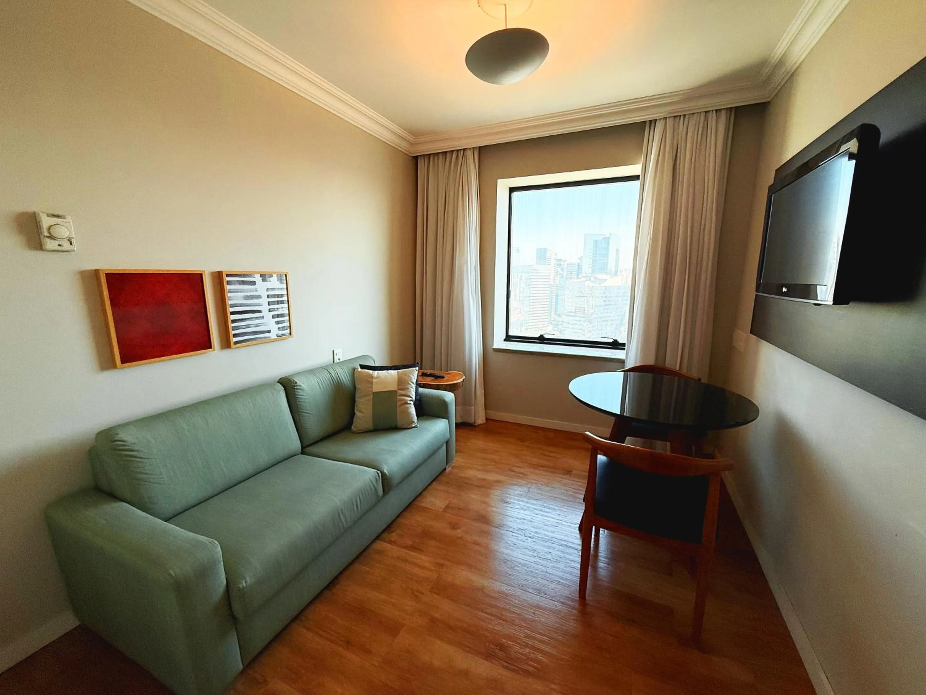 Communal lounge/ TV room in Blue Tree Premium Morumbi