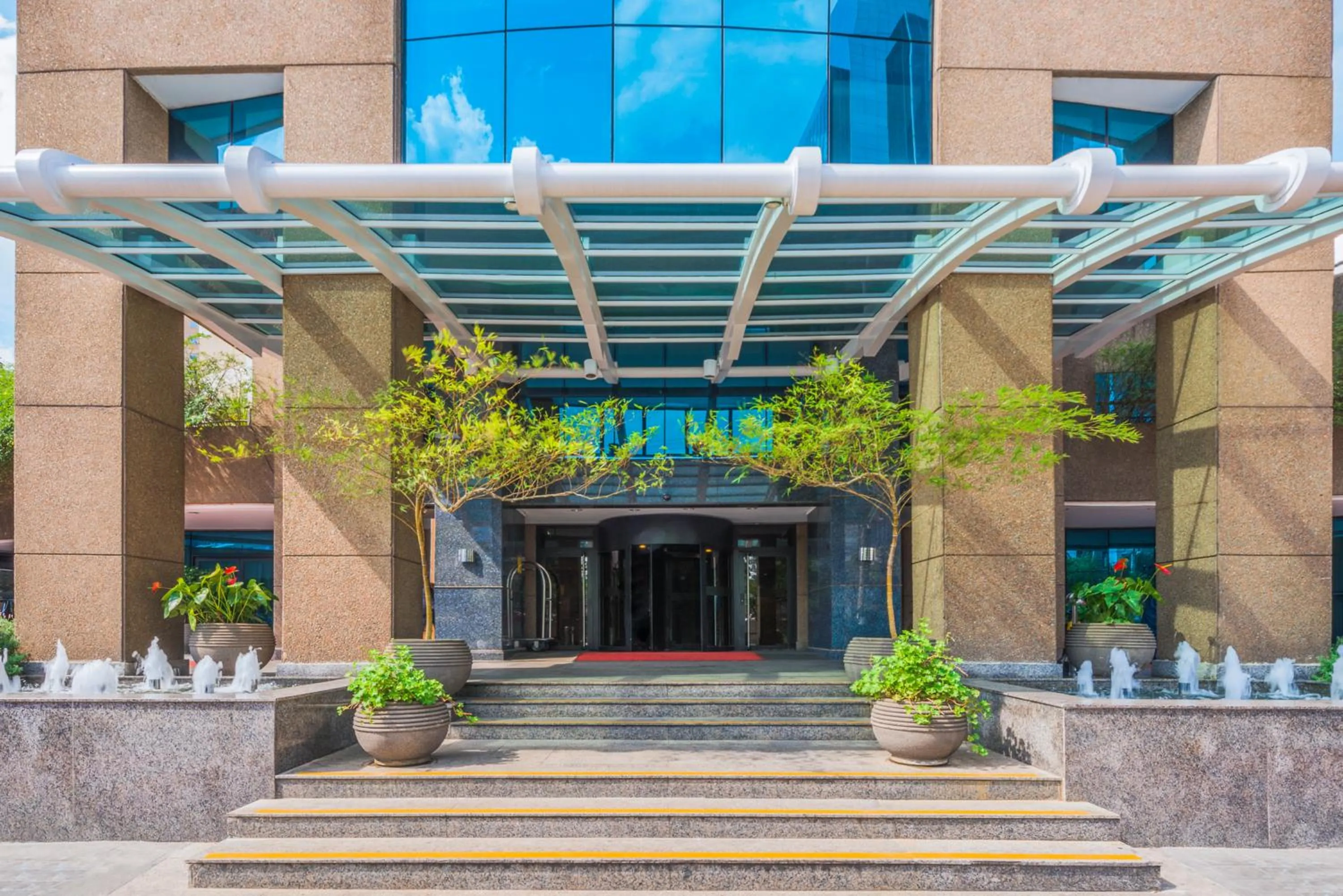 Facade/entrance in Blue Tree Premium Morumbi