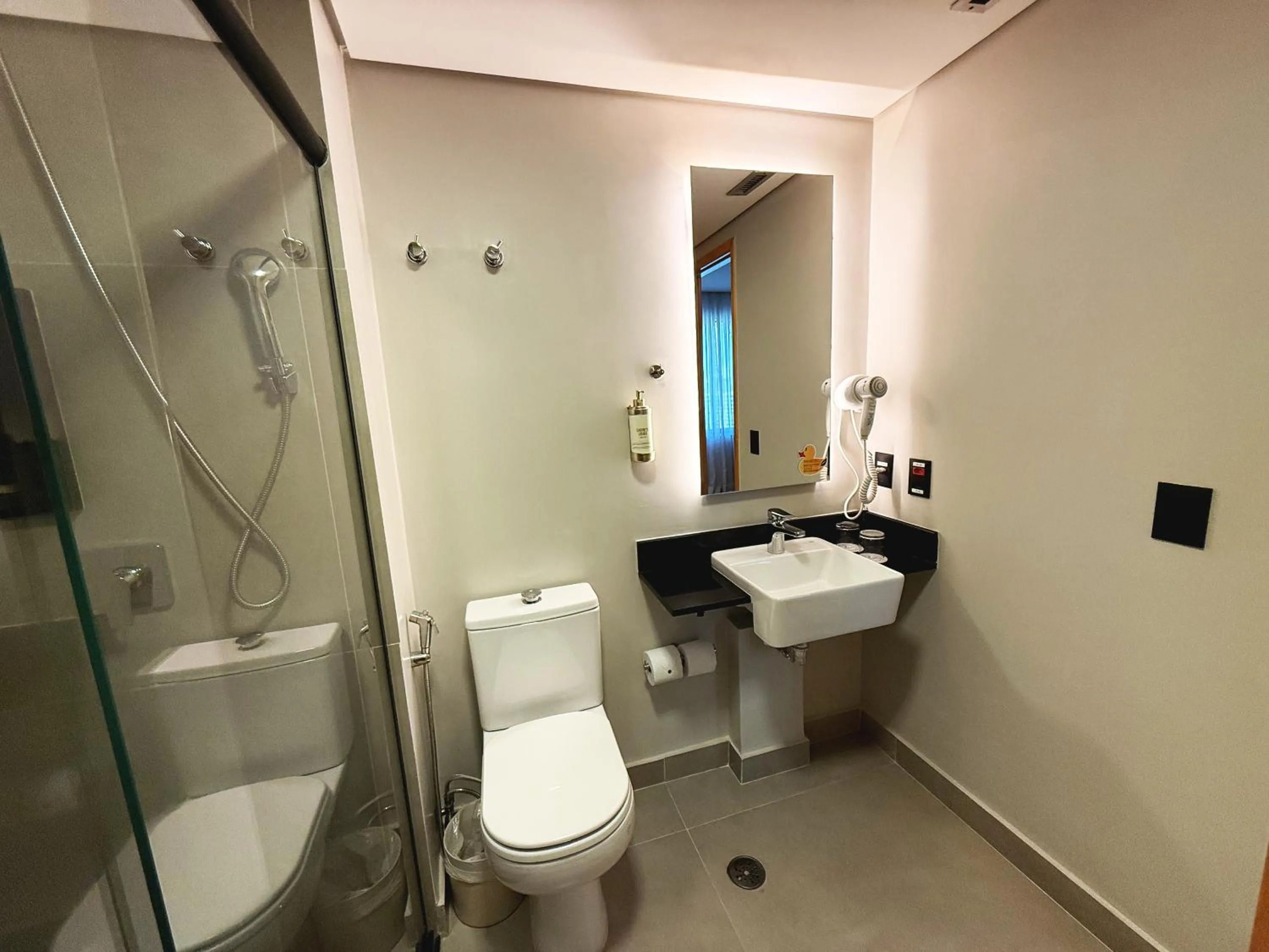 Shower in Blue Tree Premium Morumbi