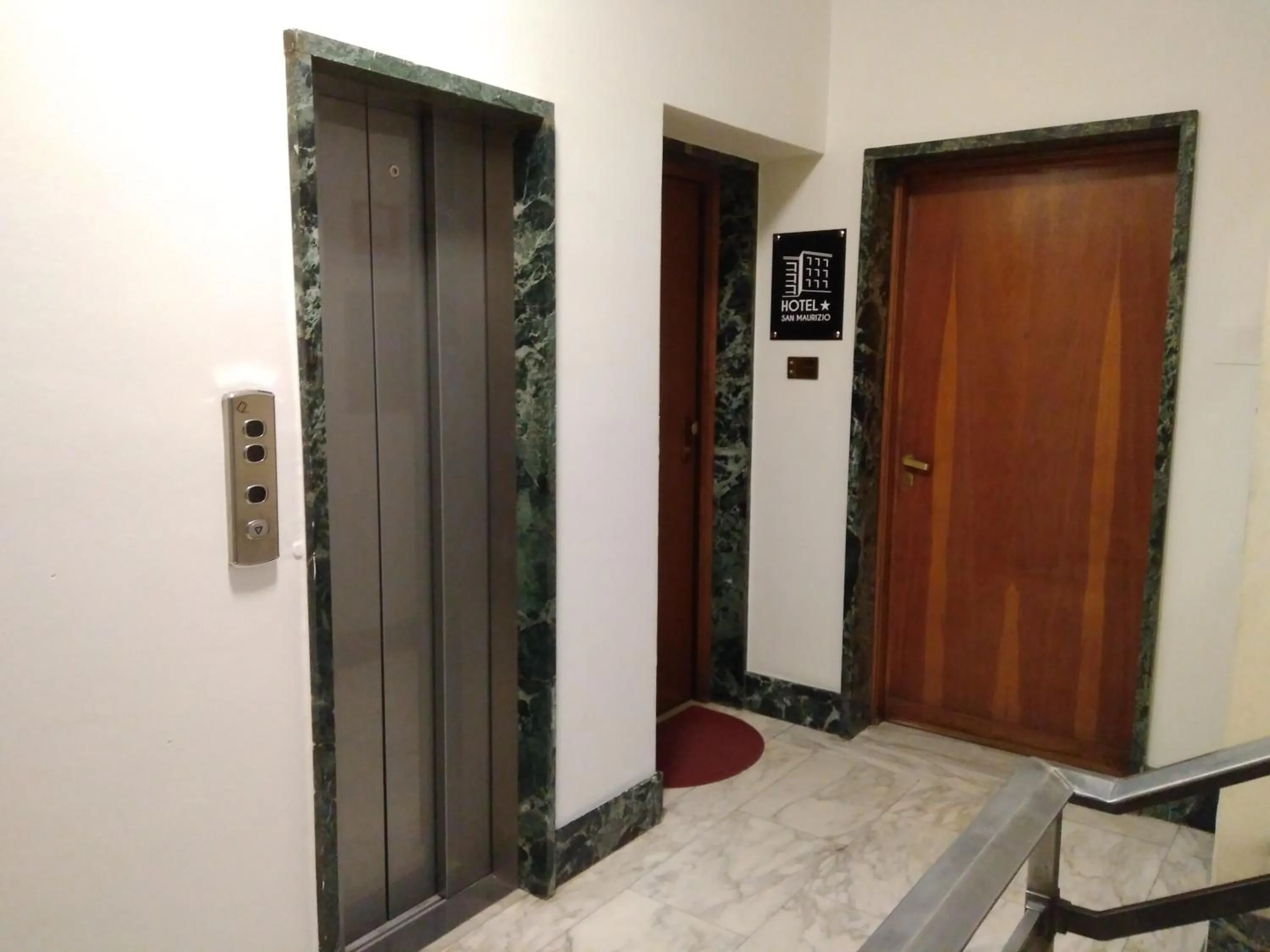 Property building in Albergo San Maurizio