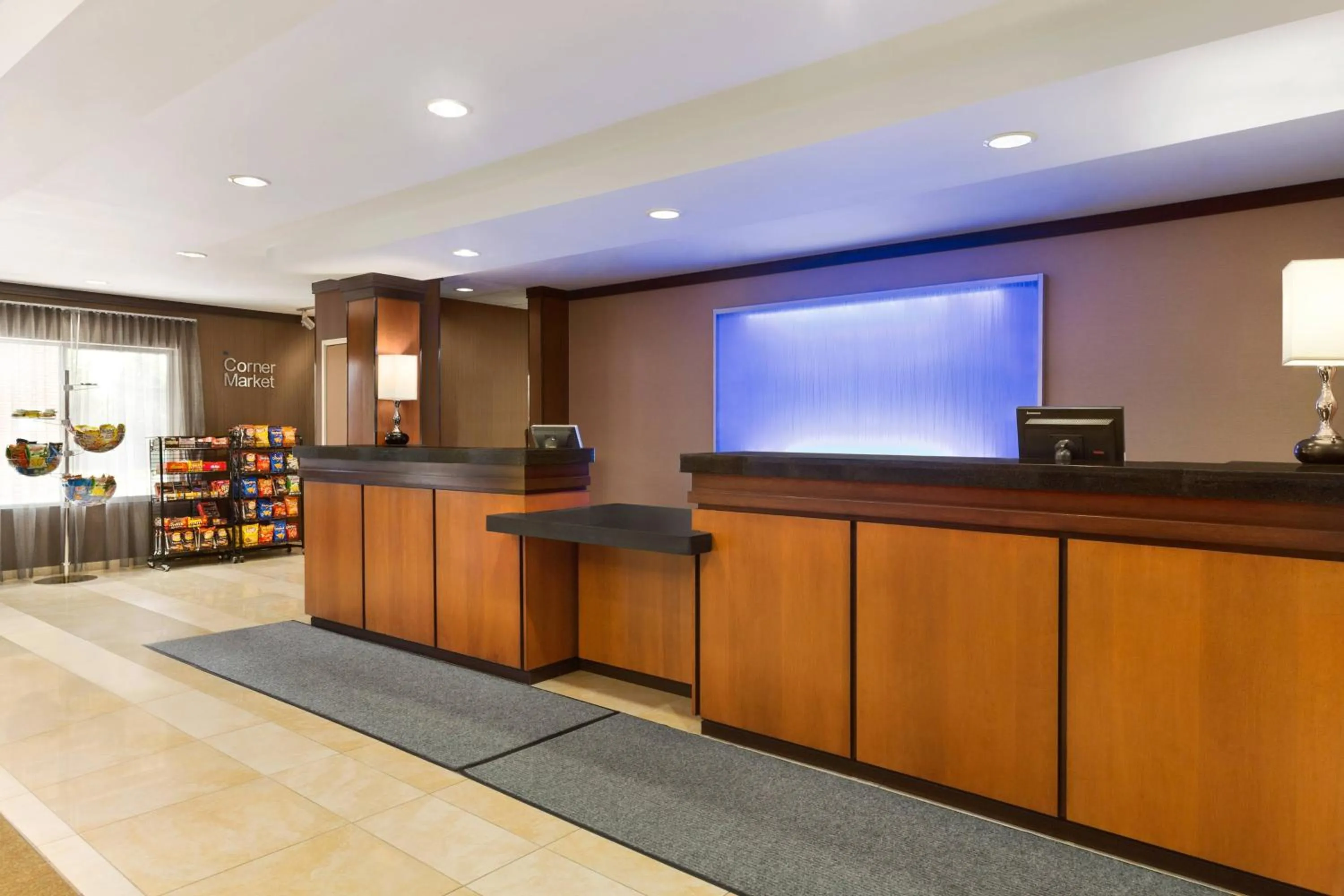 Lobby or reception in Fairfield Inn & Suites by Marriott Weirton