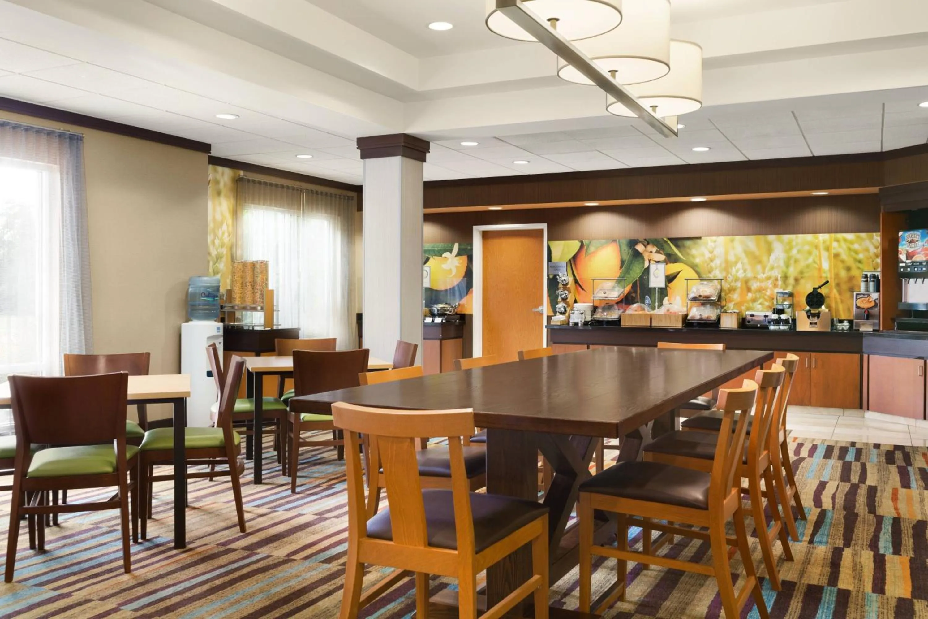 Restaurant/places to eat in Fairfield Inn & Suites by Marriott Weirton
