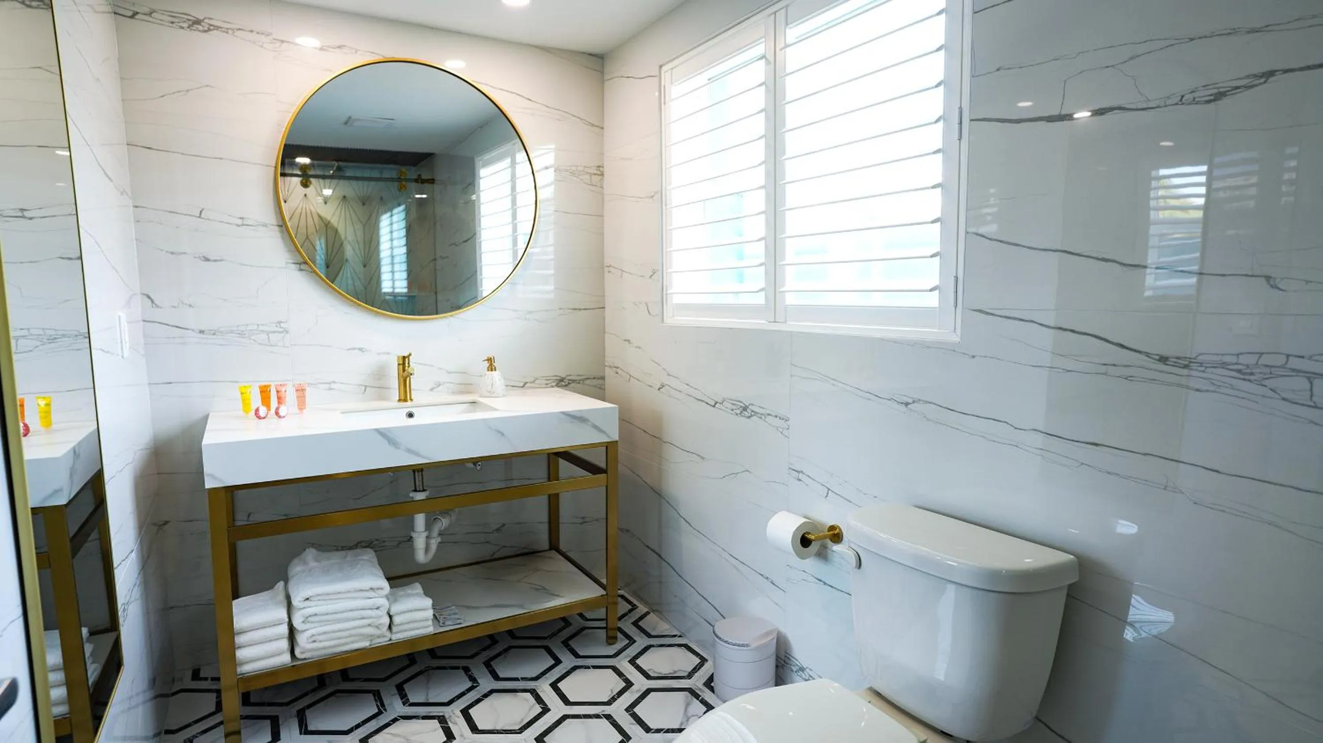 Ivory Sands Beach Suites