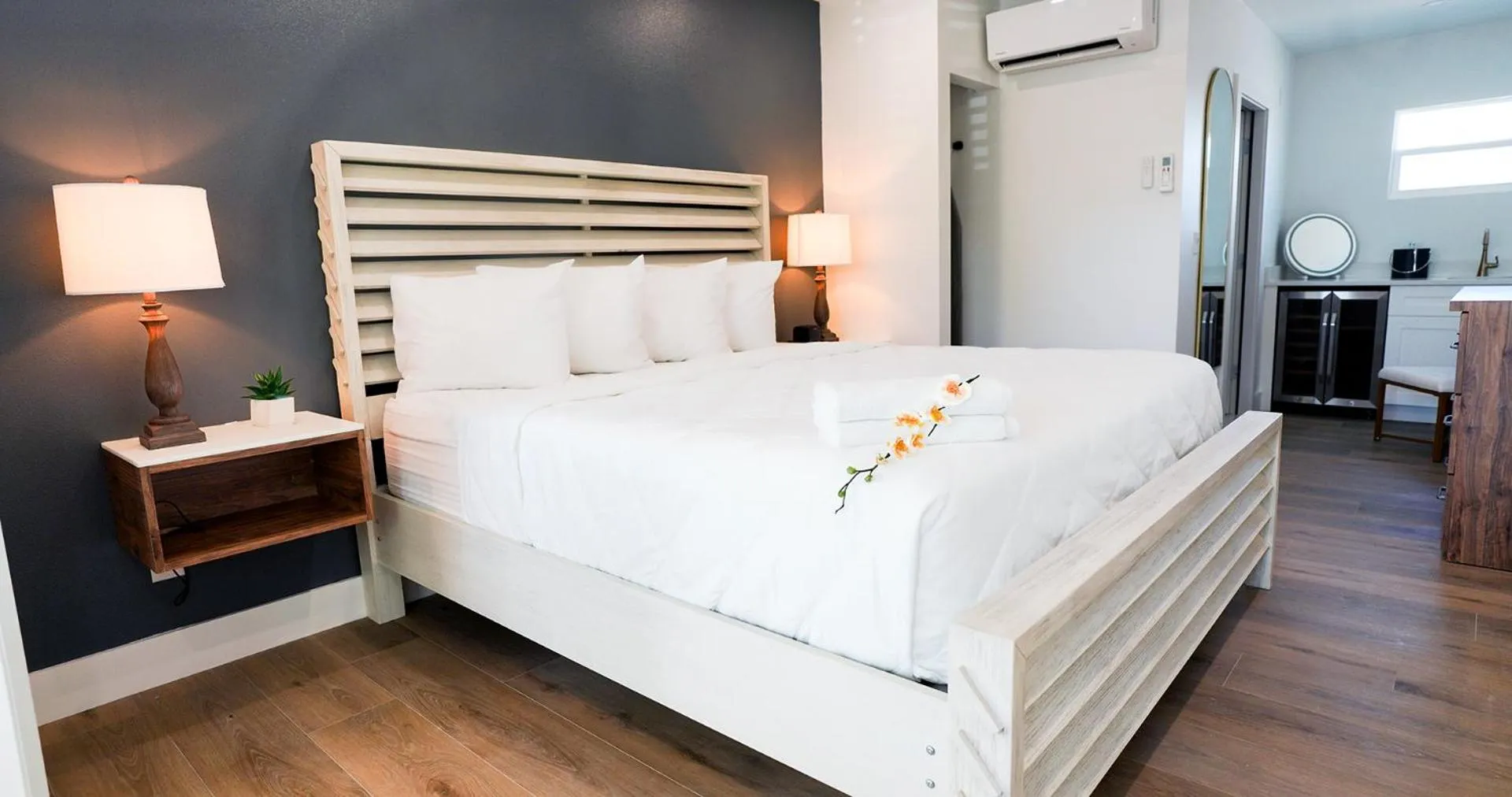 Bed in Ivory Sands Beach Suites