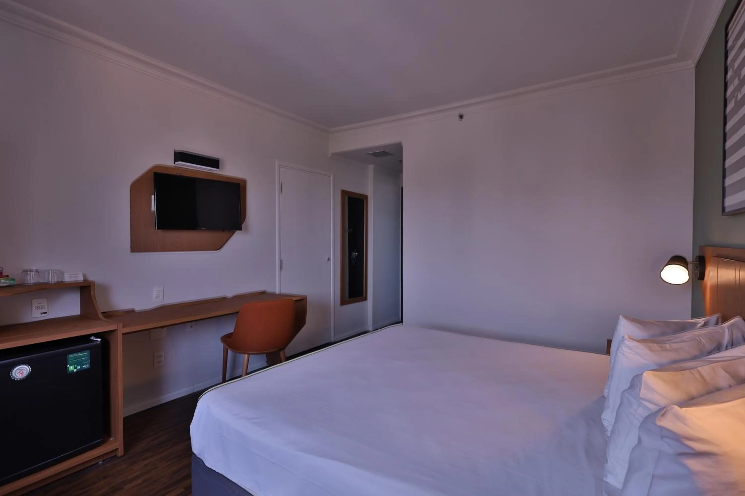 Photo of the whole room, Bed in Transamerica Executive Nova Paulista