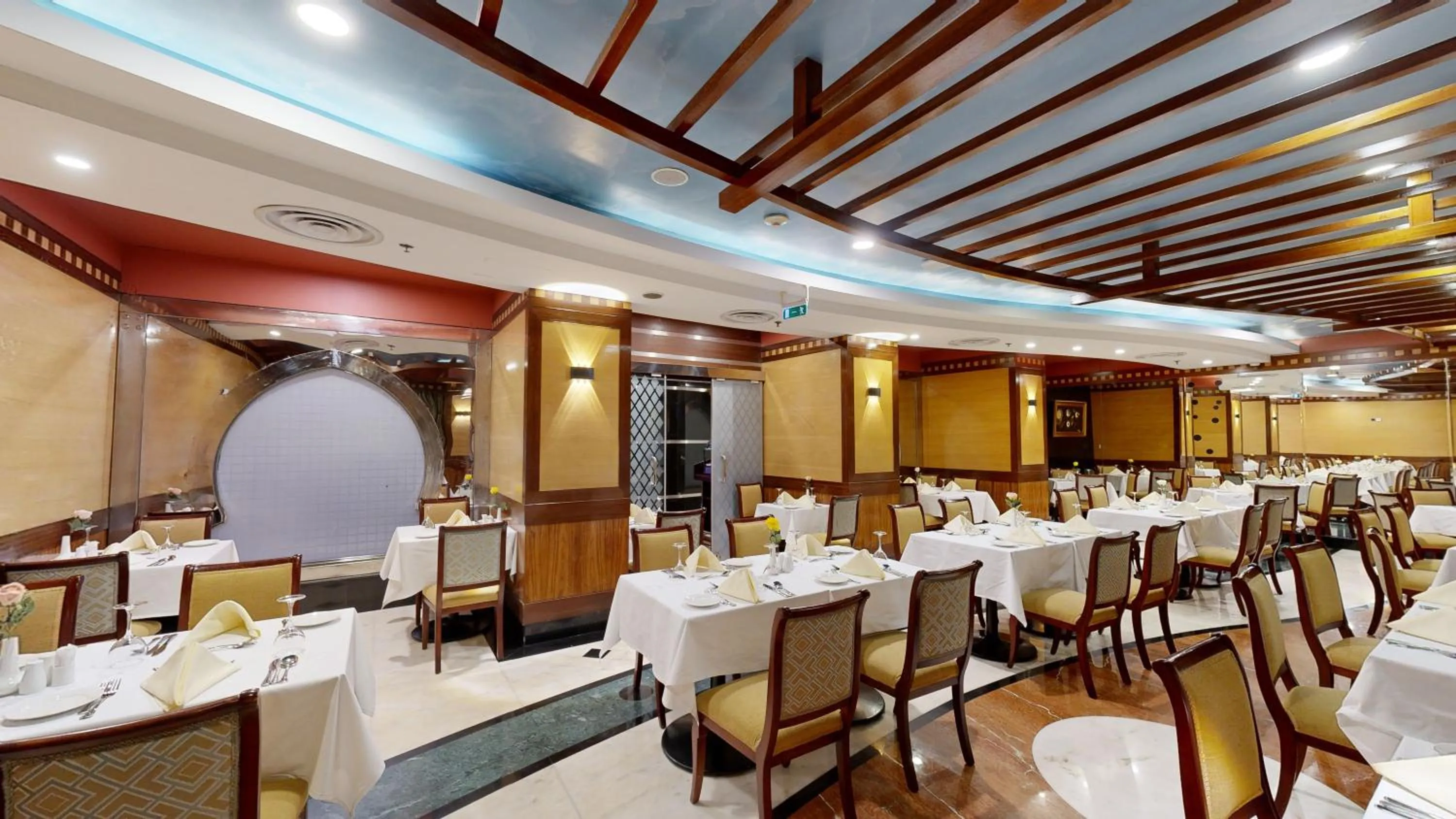 Al Muna Kareem Hotel- EX LEADER