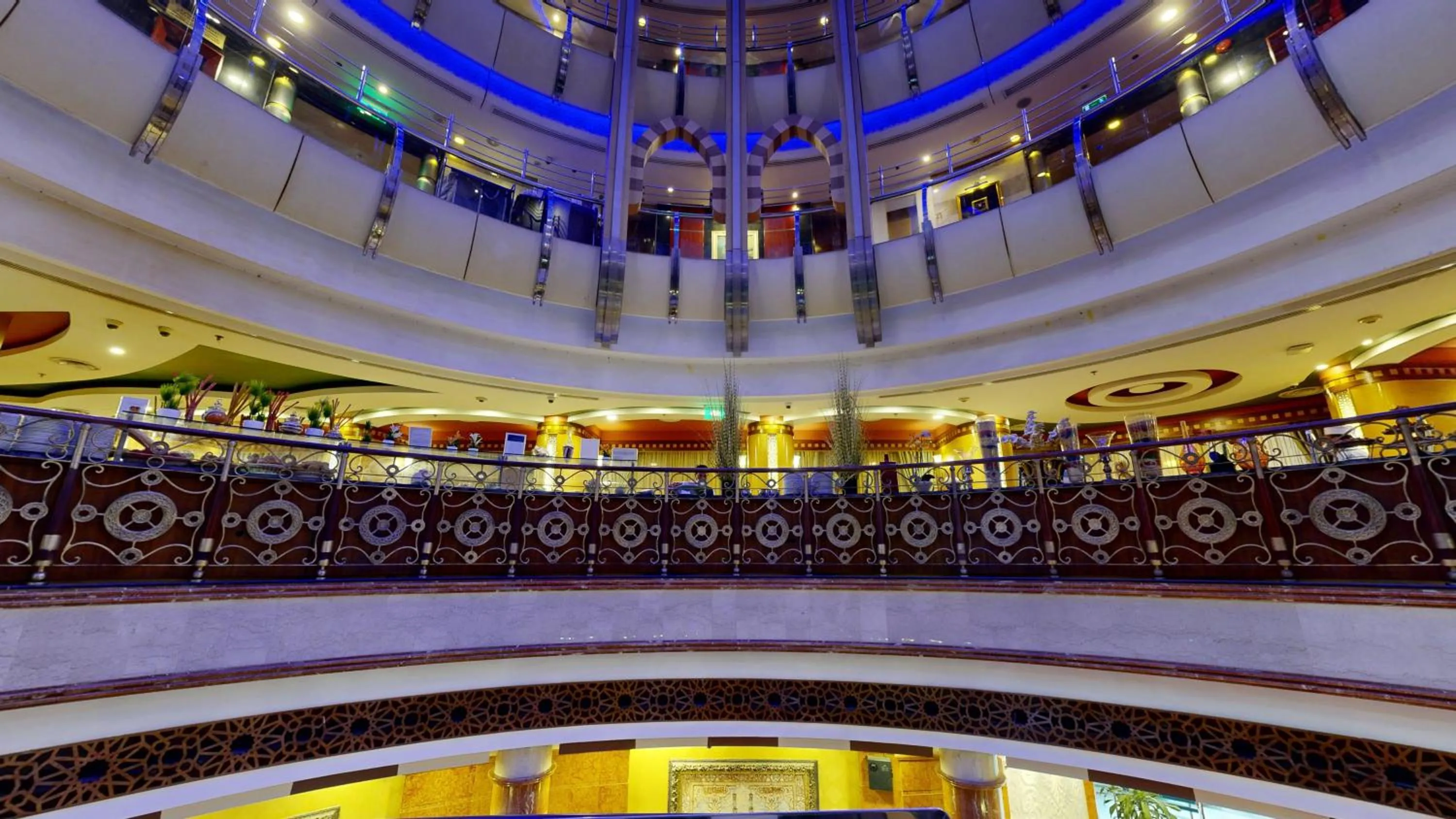 Property building in Al Muna Kareem Hotel- EX LEADER