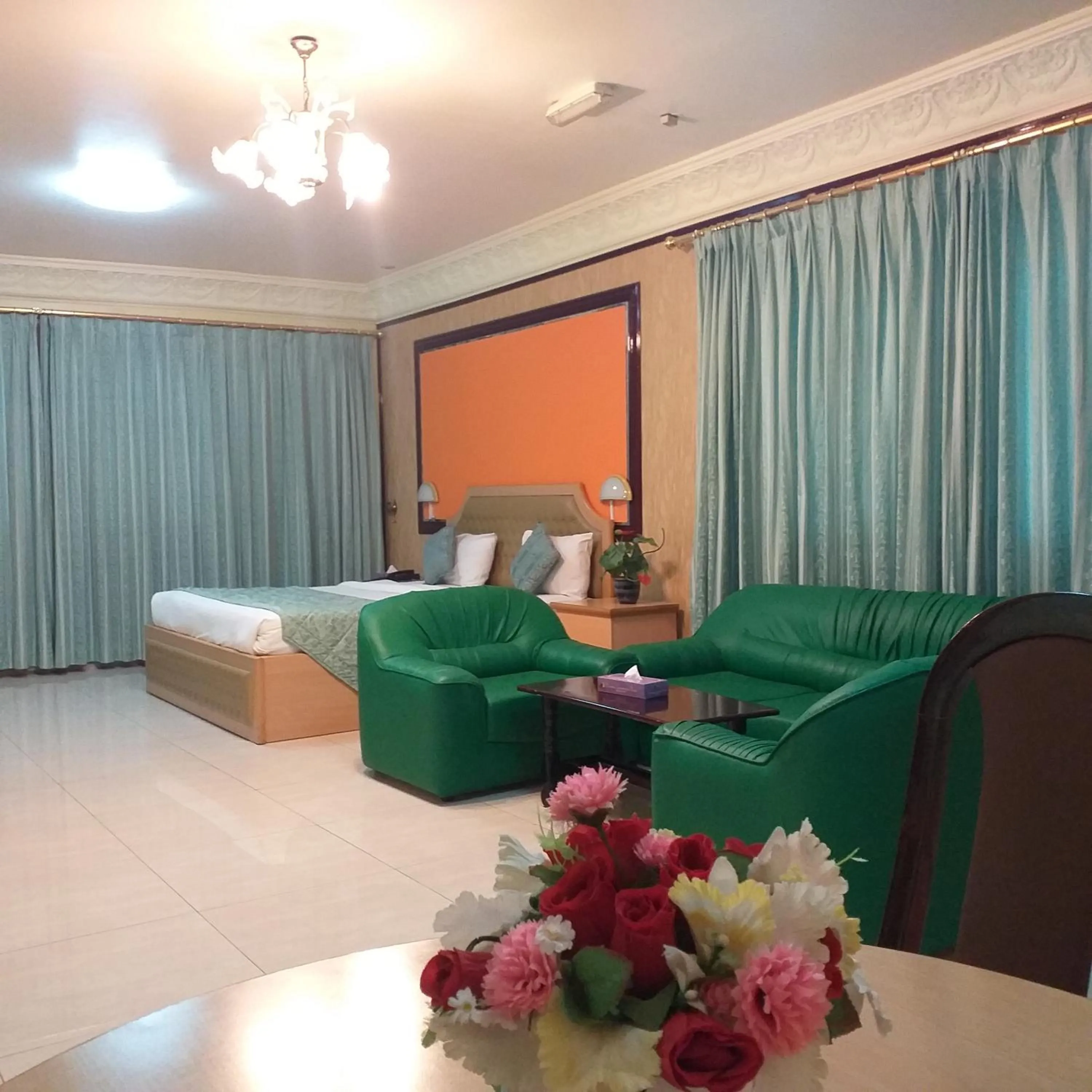 Bed in Bowshar International Hotel