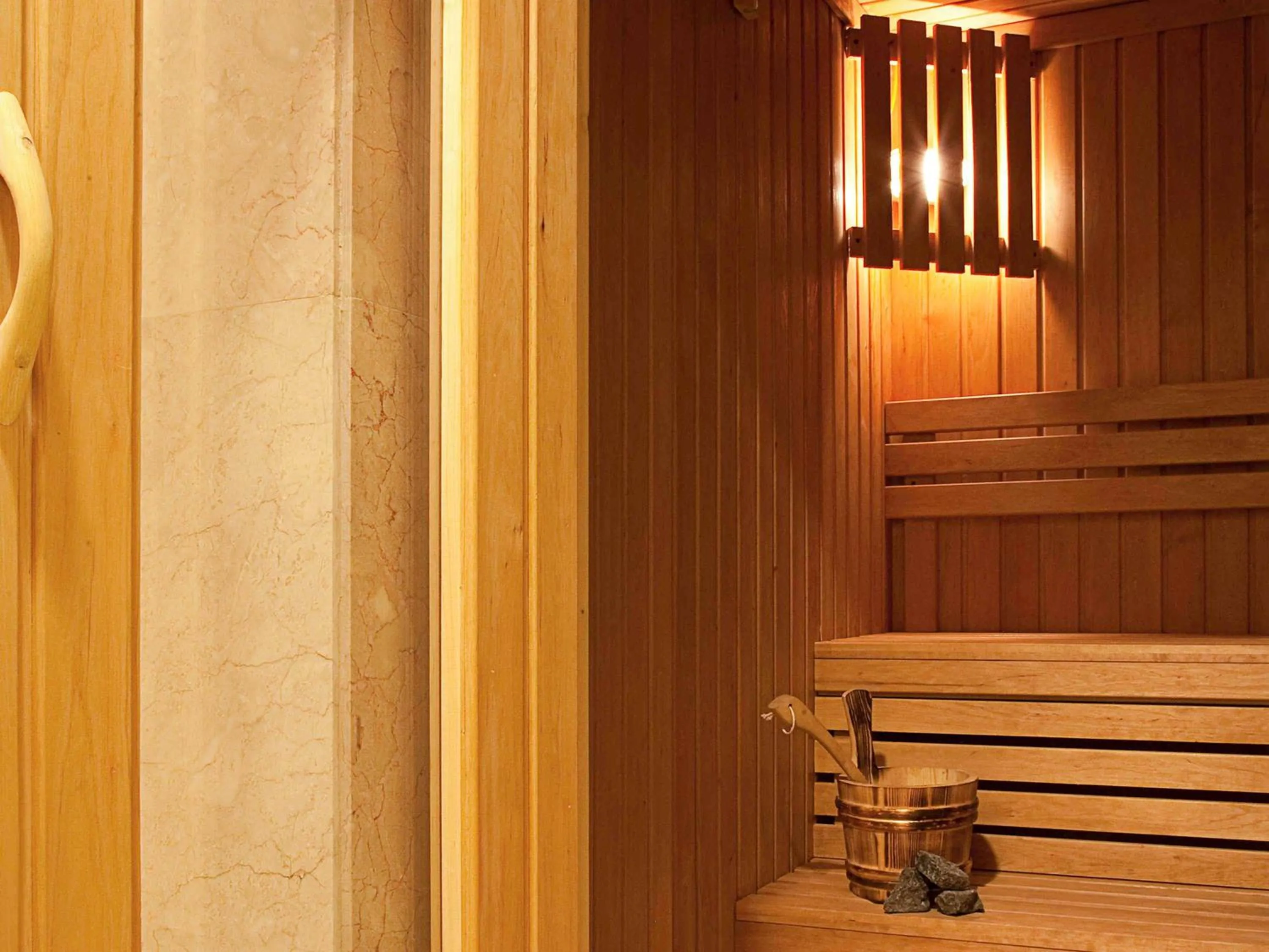 Fitness centre/facilities in Mercure Corniche Al Khobar