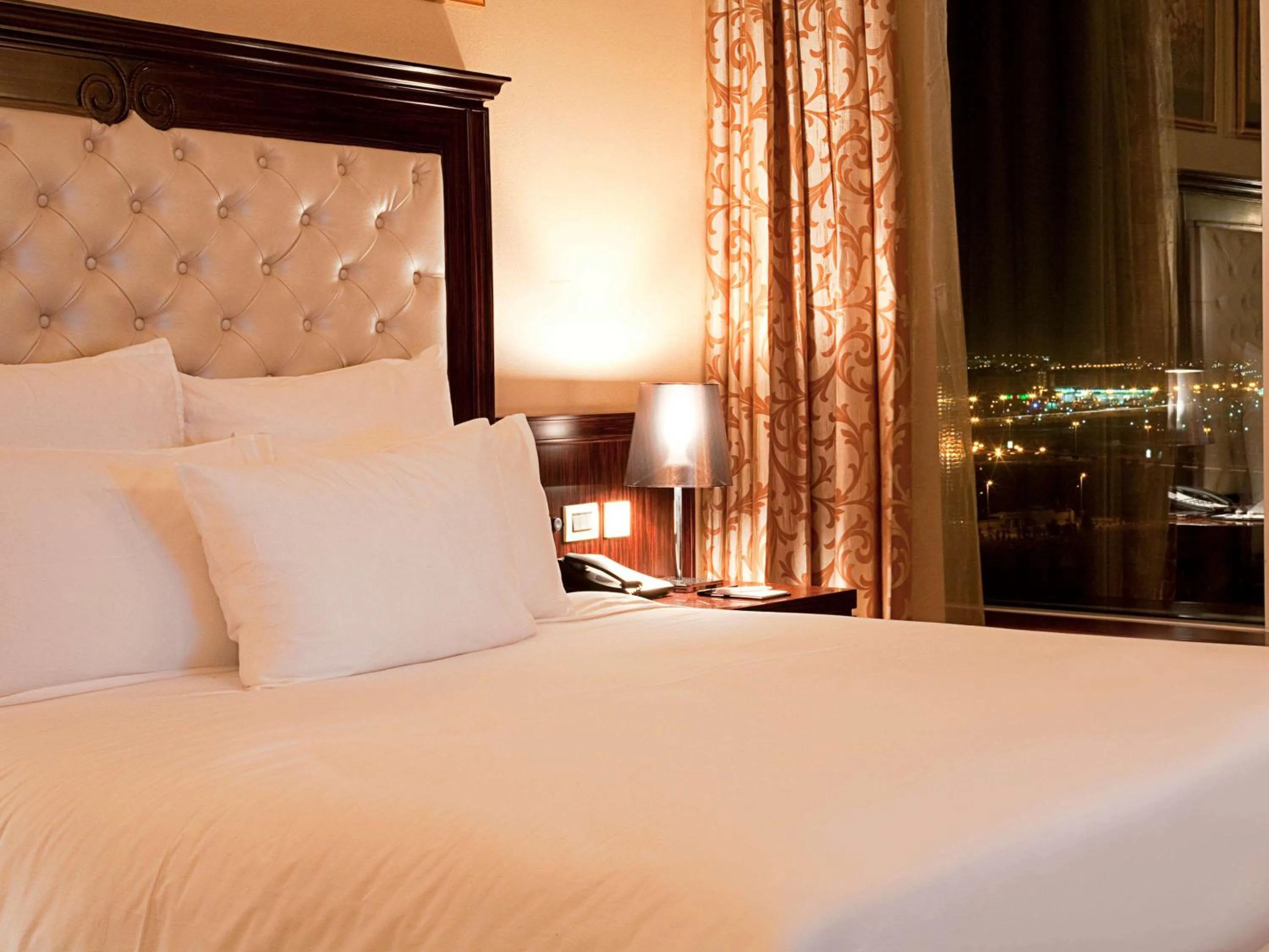 Photo of the whole room in Mercure Corniche Al Khobar