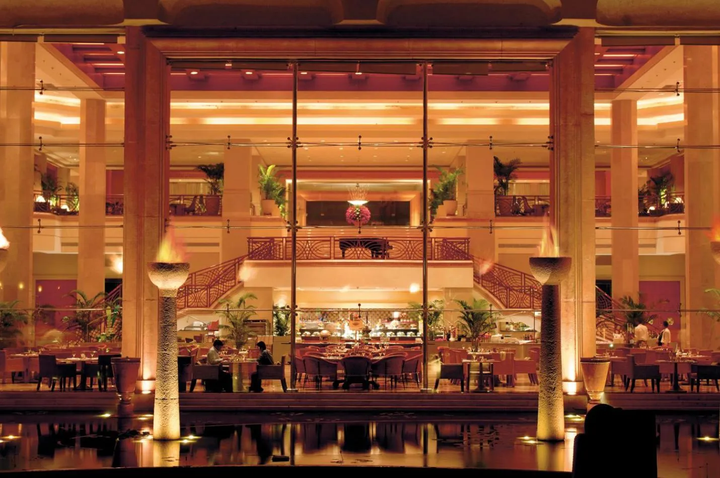 Restaurant/places to eat in JW Marriott Mumbai Juhu