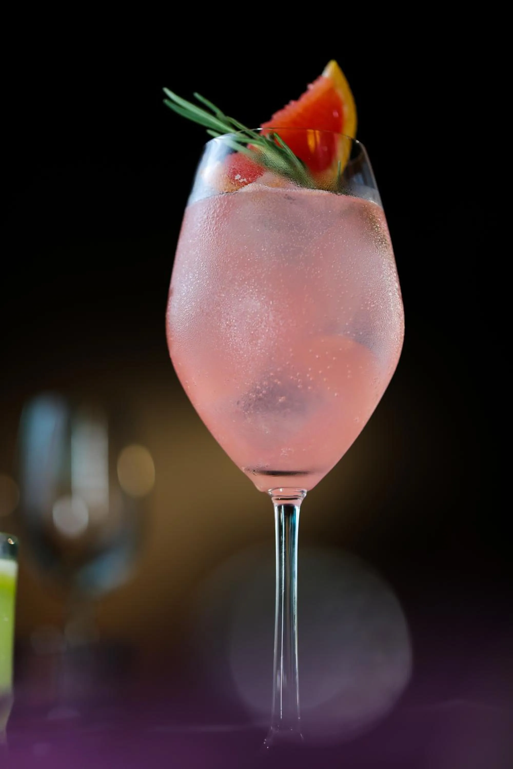 Food and drinks in The Leela Palace New Delhi