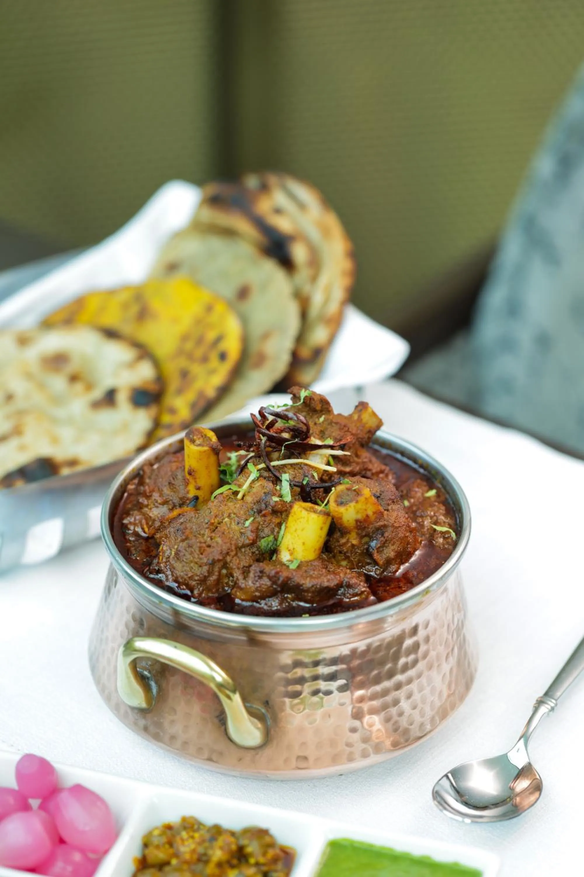 Food and drinks in The Leela Palace New Delhi