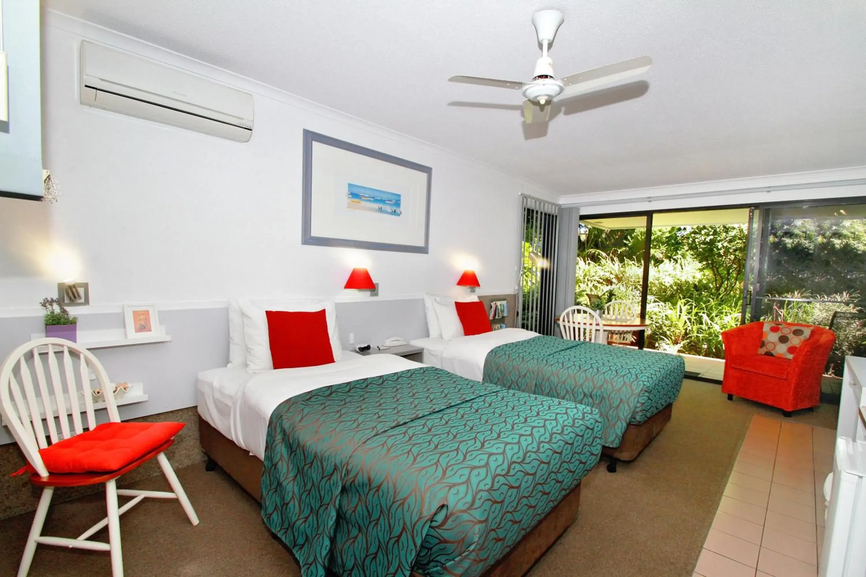 Standard Twin Room in Sea Spray Motel - Merimbula Standard Twin Room in Sea Spray Motel - Merimbula