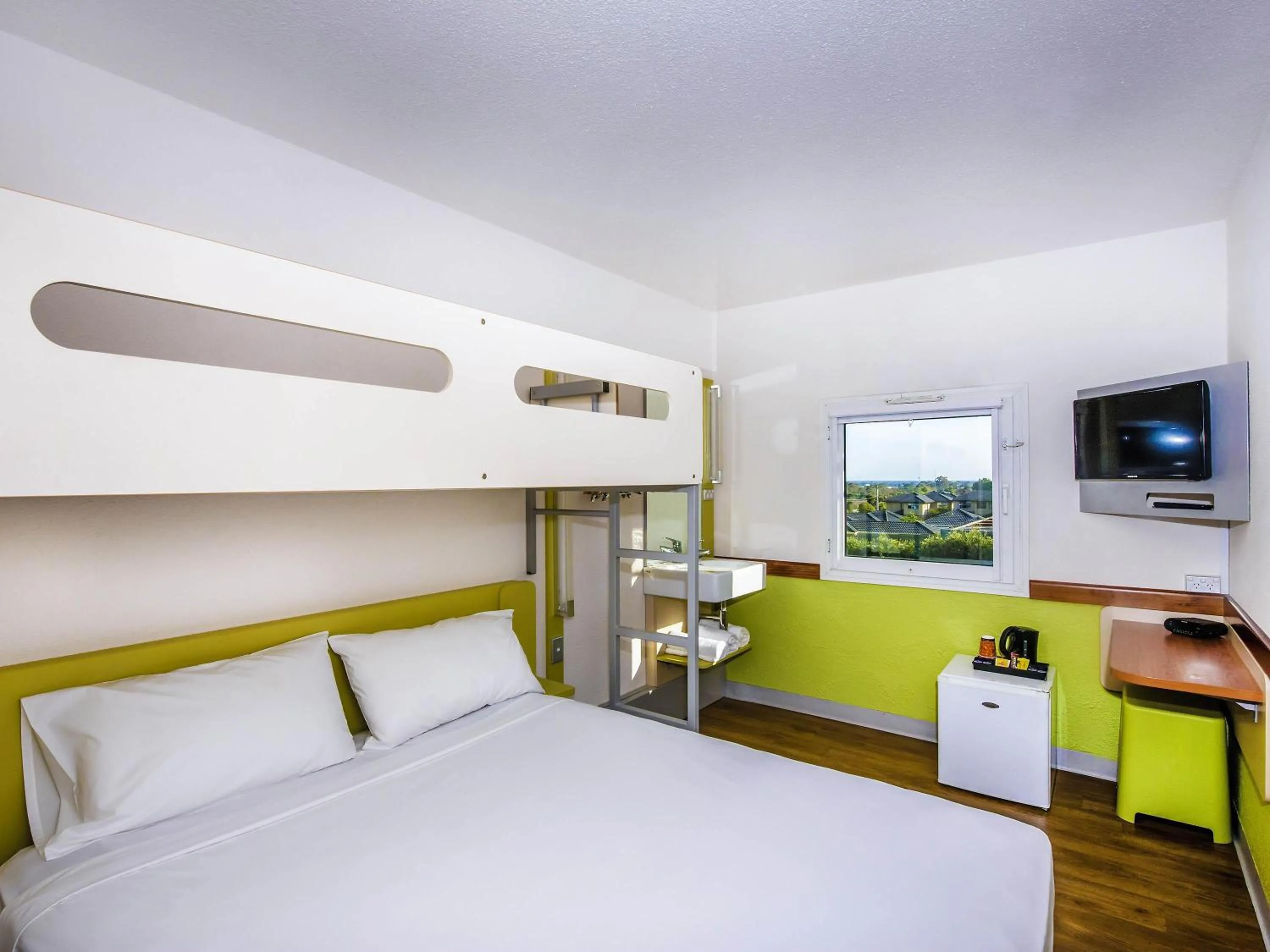 Bedroom, Bed in ibis Budget - Dandenong