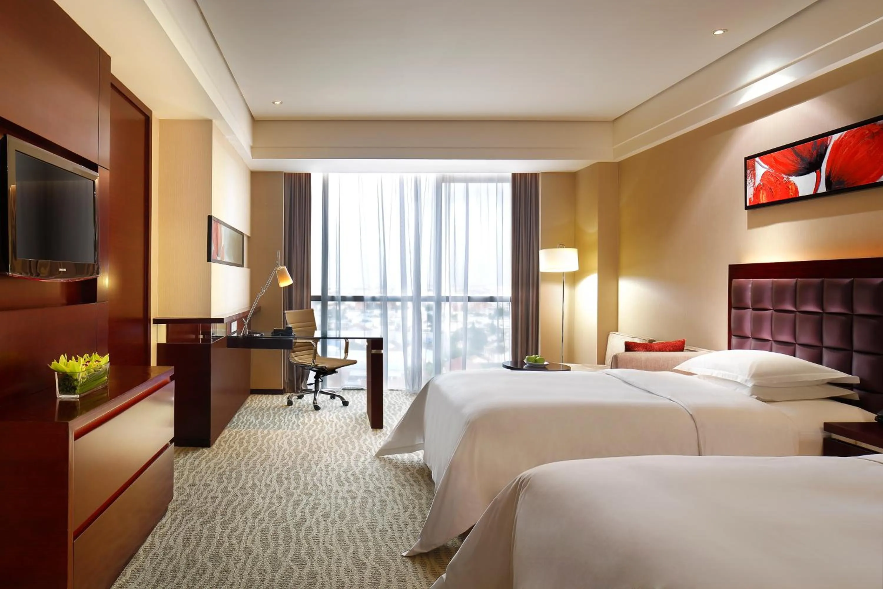 Bed in The QUBE Hotel Shanghai -Close to Pudong International Airport and Disney Land