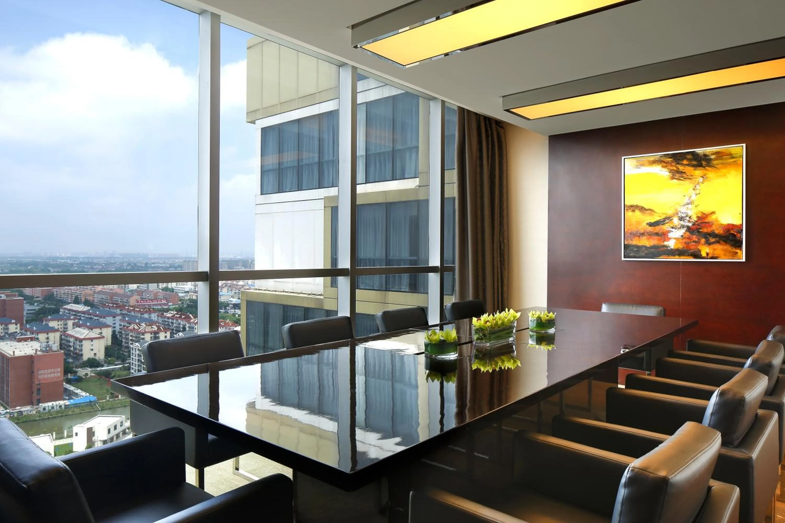 Business facilities in The QUBE Hotel Shanghai -Close to Pudong International Airport and Disney Land