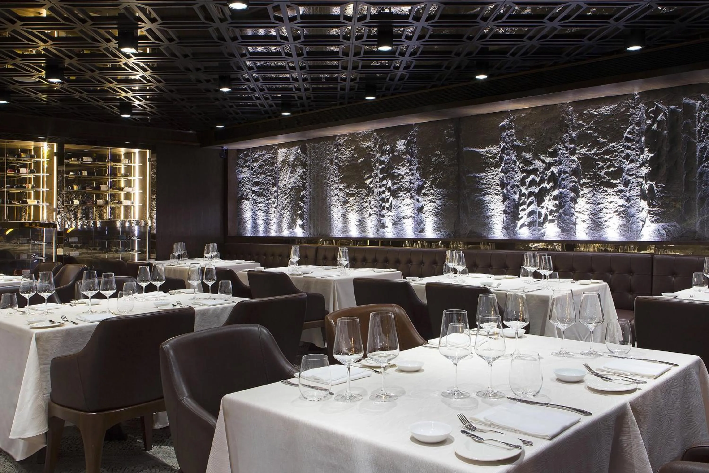 Restaurant/places to eat in Le Meridien Kota Kinabalu