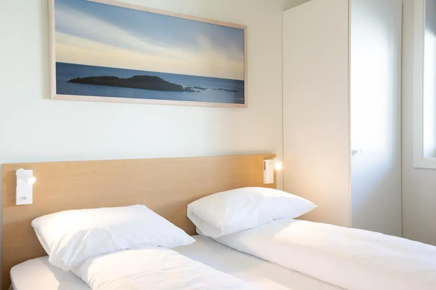 Three-Bedroom Apartment with Sea View - single occupancy in Lindesnes Havhotel Three-Bedroom Apartment with Sea View - single occupancy in Lindesnes Havhotel