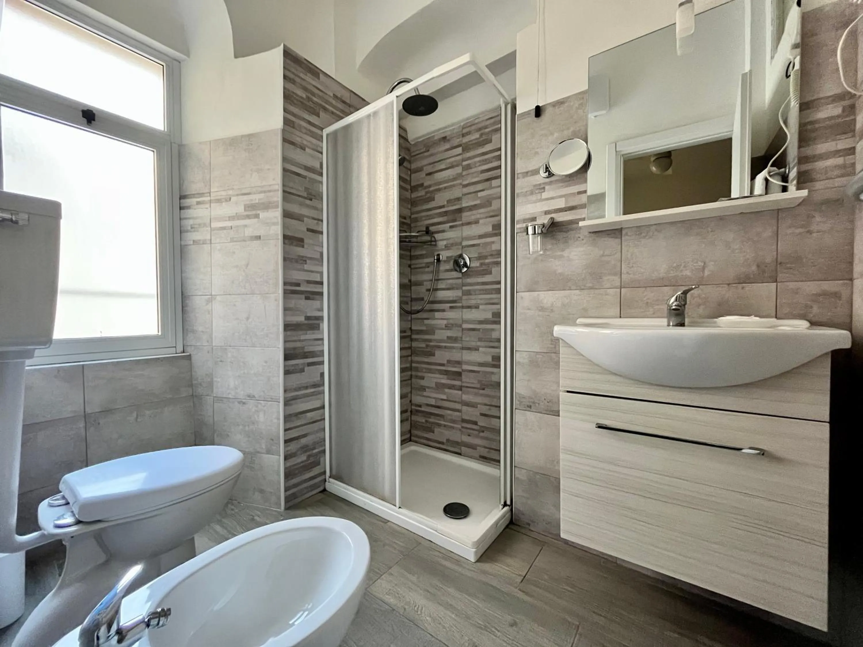 Shower in Hotel Alla Fontanella