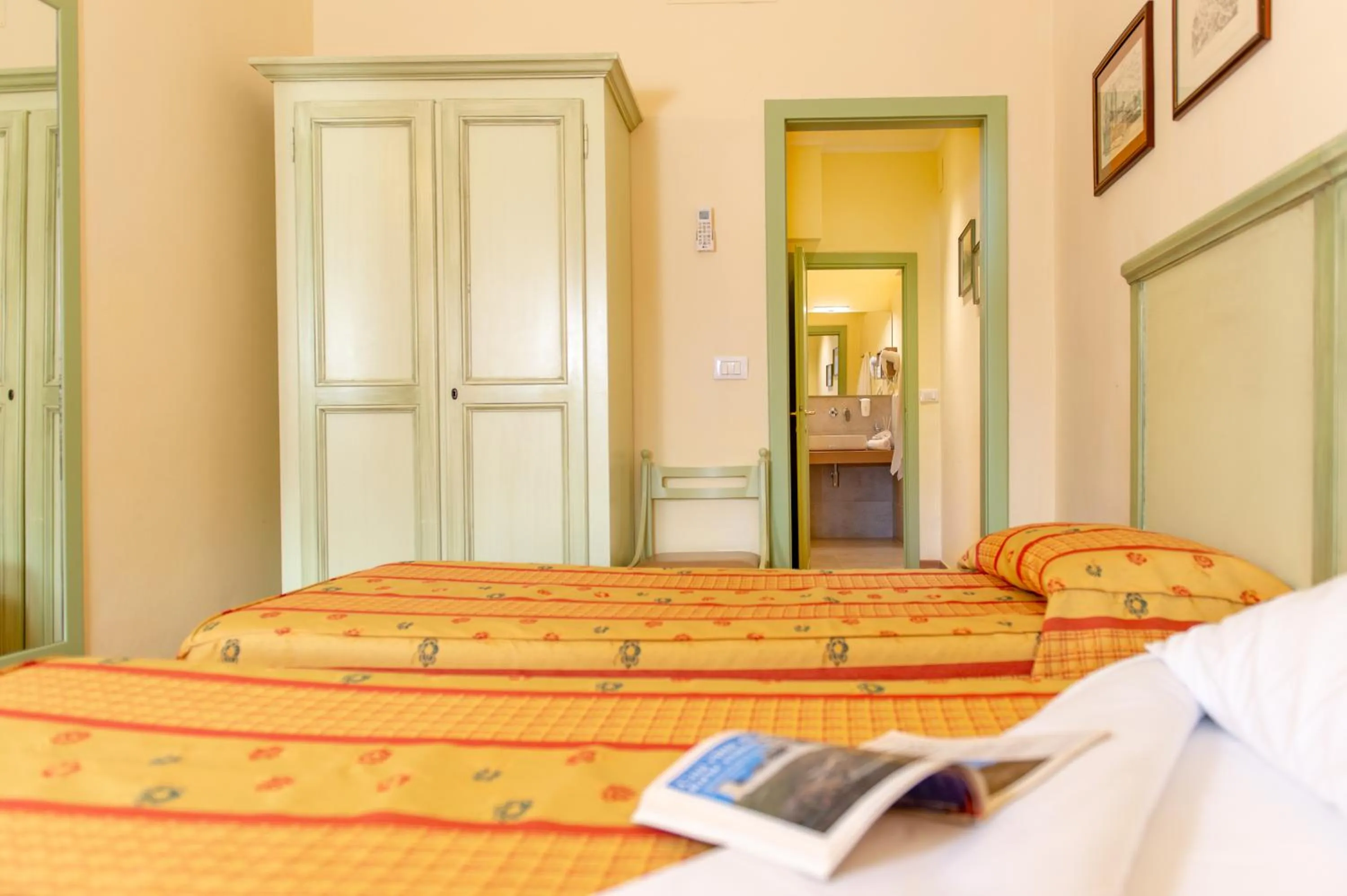 Photo of the whole room, Bed in Hotel Minerva