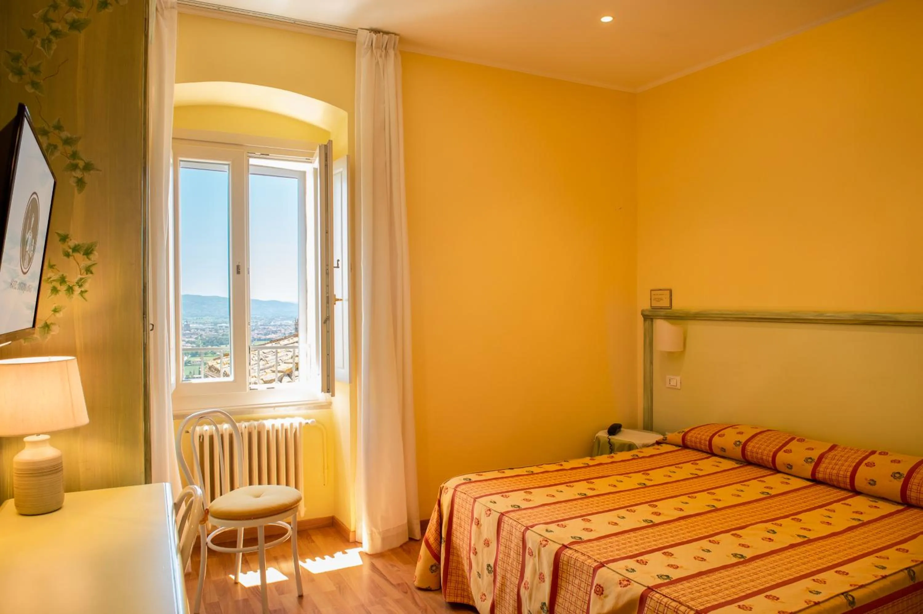 Photo of the whole room, Bed in Hotel Minerva