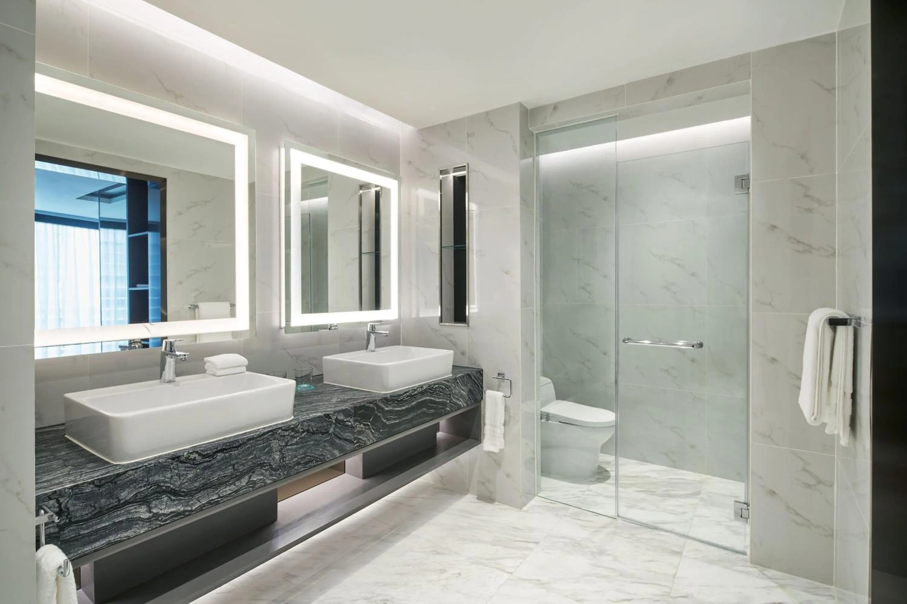 Bathroom in Le Méridien Kuala Lumpur