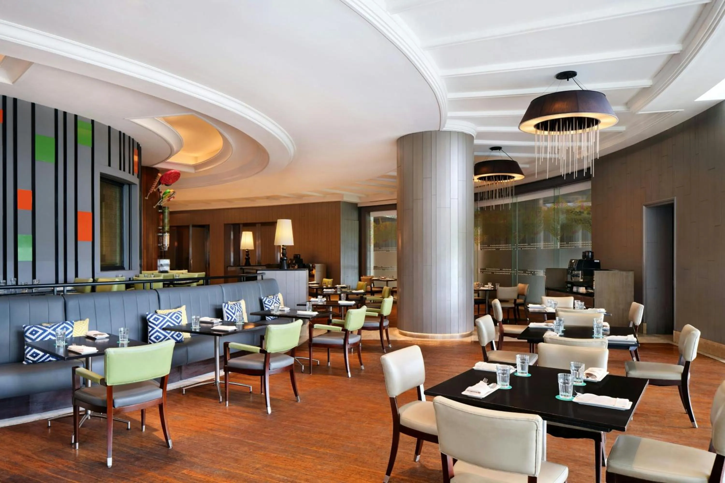 Restaurant/places to eat in Le Méridien Kuala Lumpur