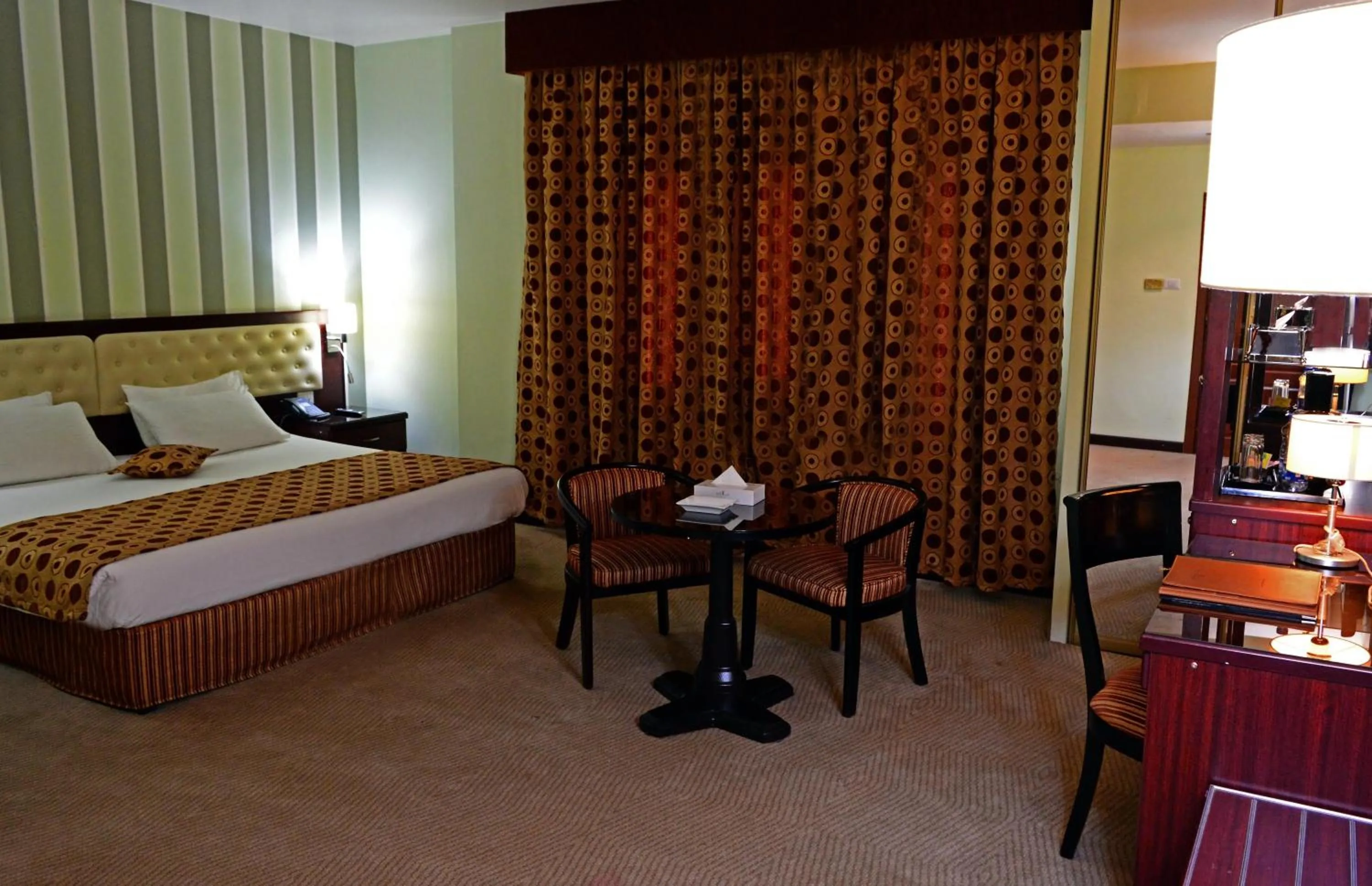 Bedroom, Bed in Larsa Hotel