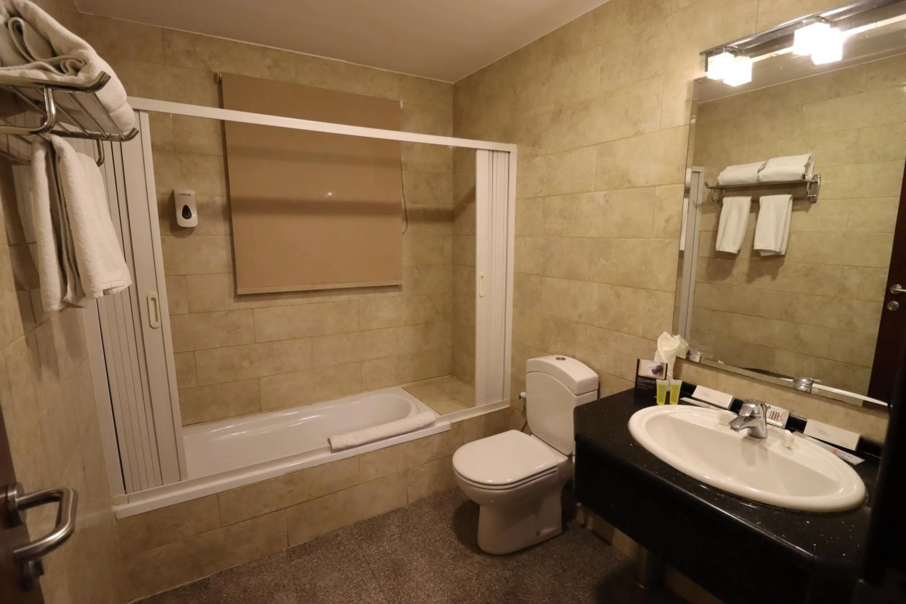 Shower in Larsa Hotel