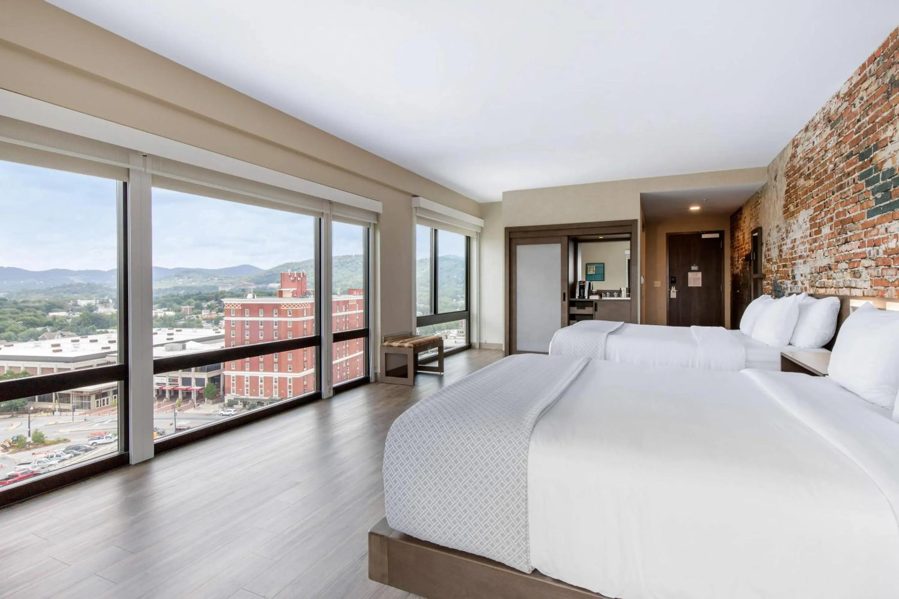 Bedroom, Bed in Cambria Hotel Downtown Asheville