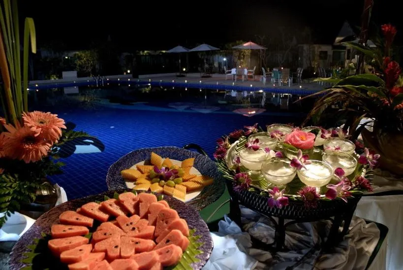 Restaurant/places to eat in Kuiburi Hotel & Resort