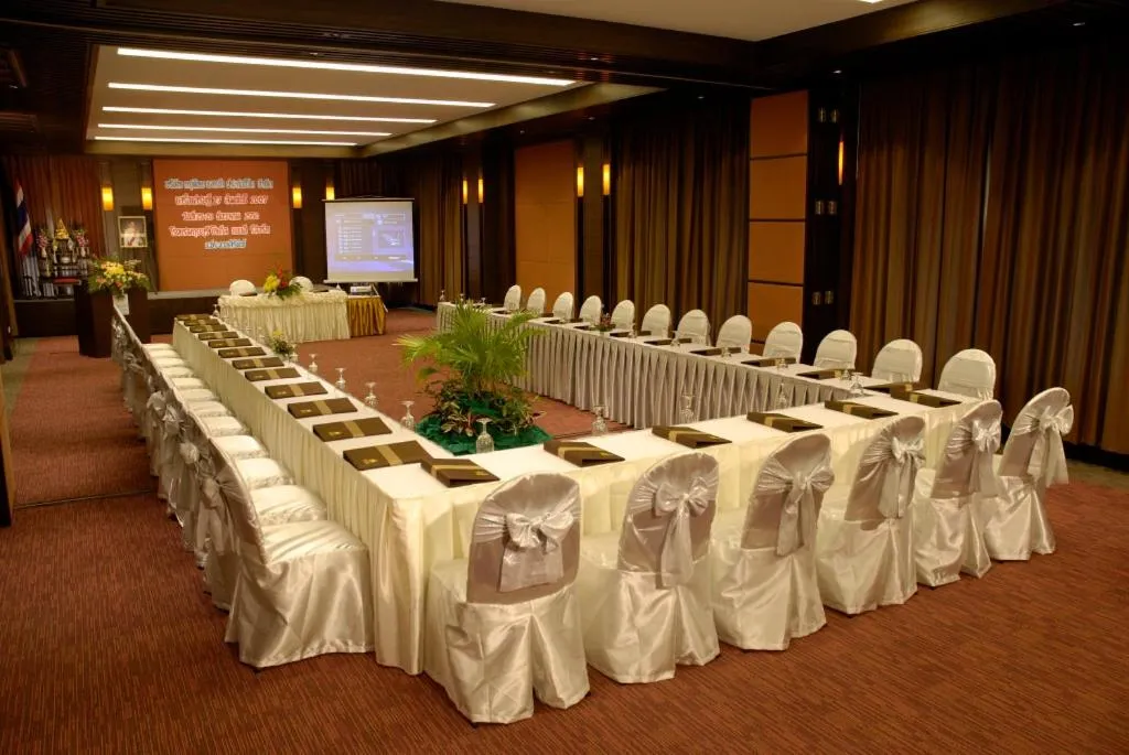 Meeting/conference room in Kuiburi Hotel & Resort