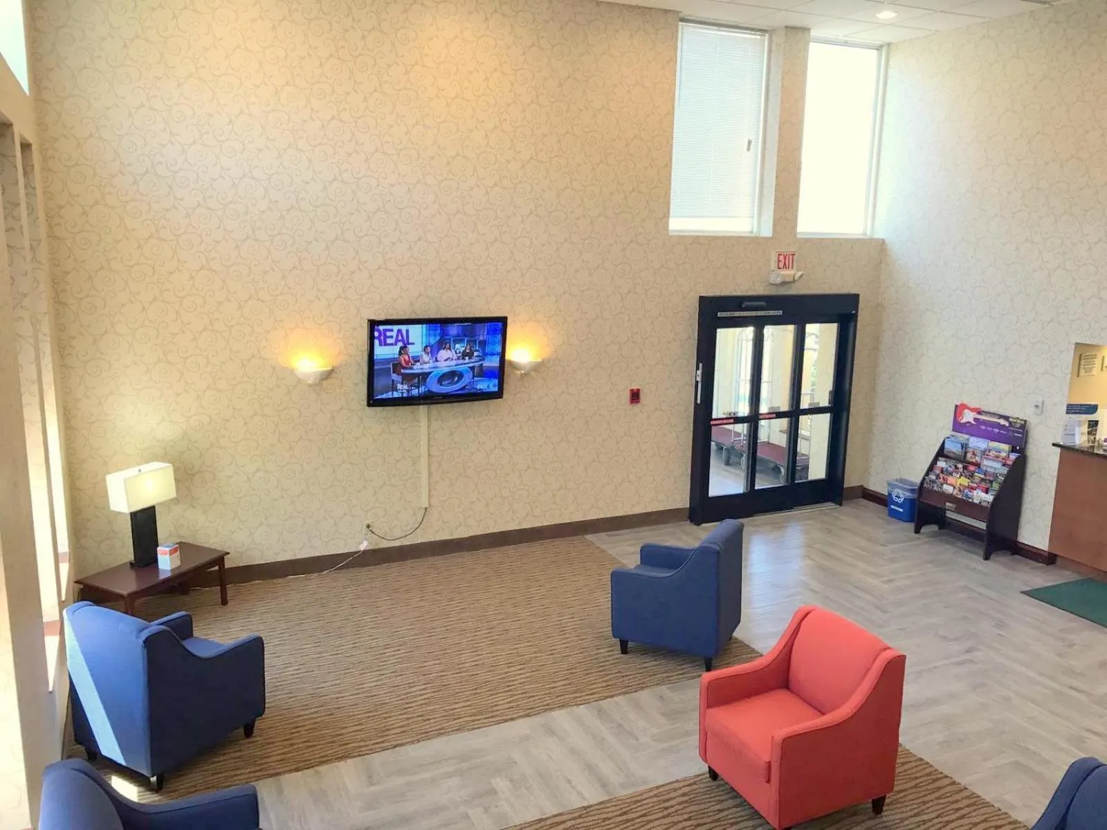 TV and multimedia in GreenRidge Hotel