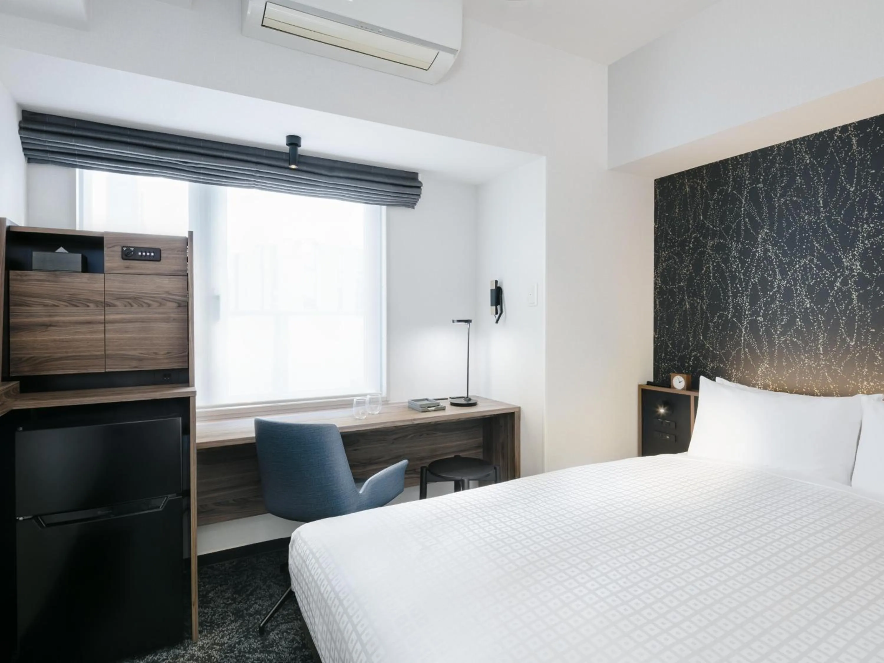 Photo of the whole room, Bed in Tokyu Stay Nishi Shinjuku