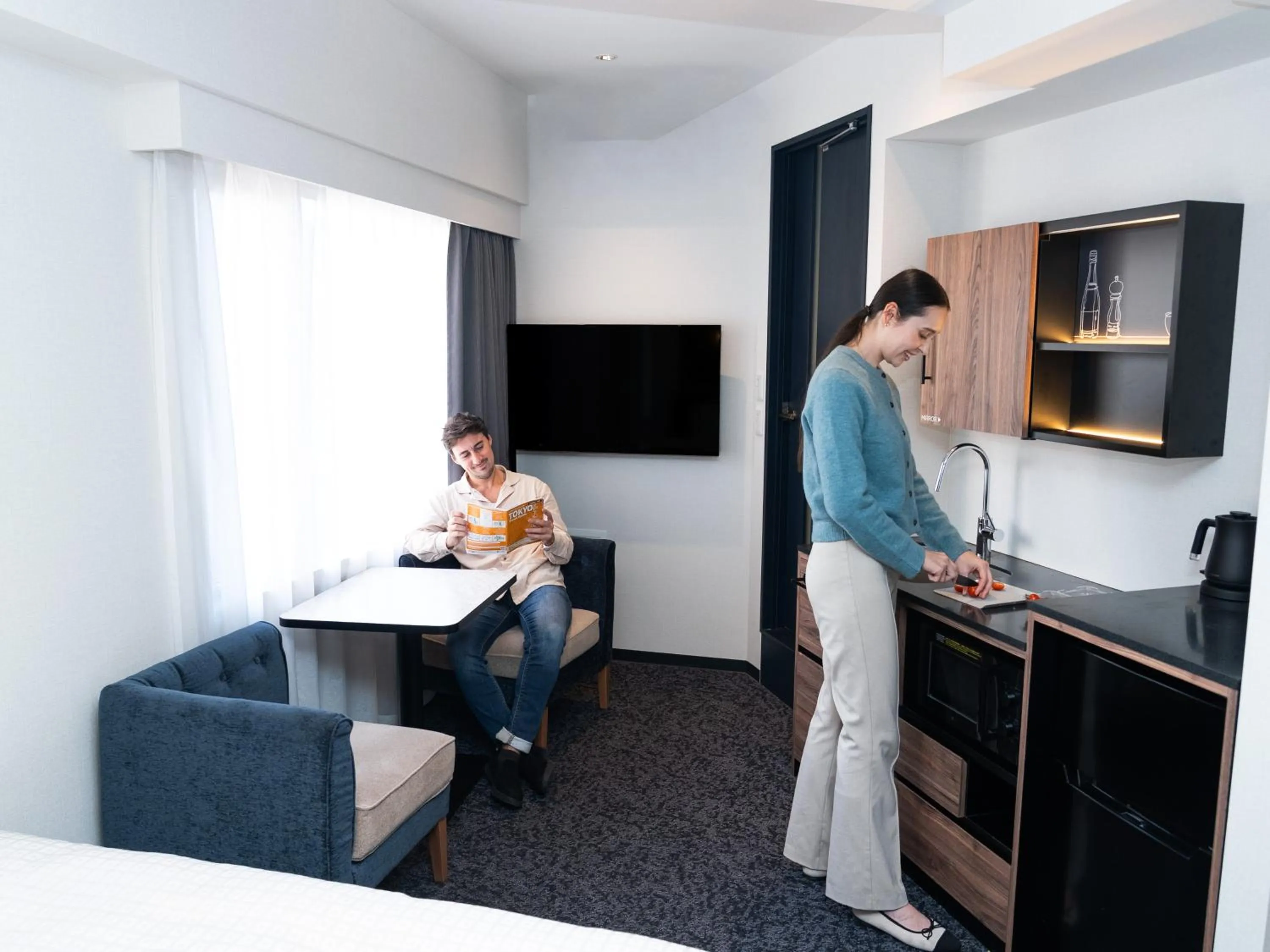 People in Tokyu Stay Nishi Shinjuku