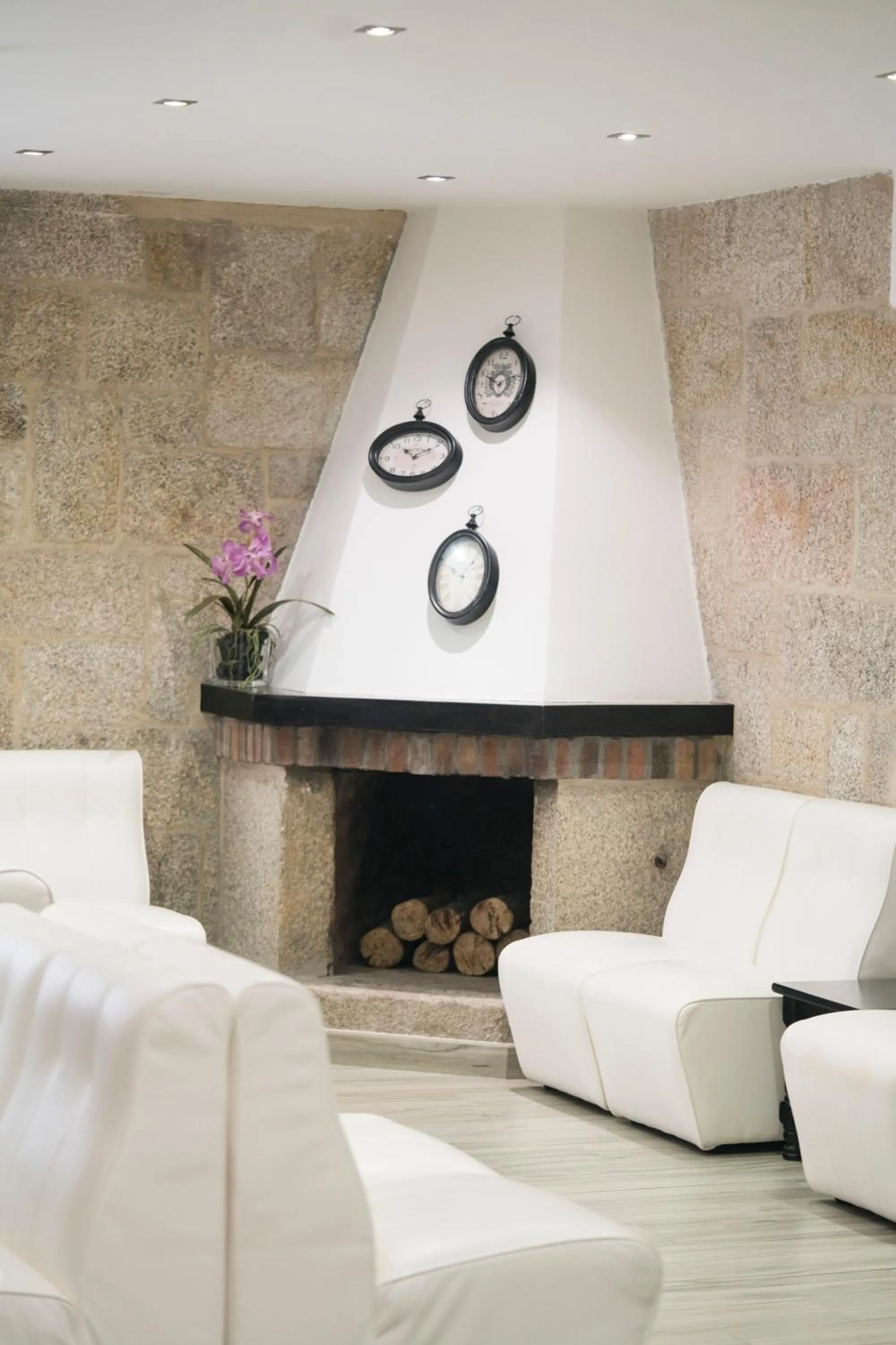 Seating area in Hotel Piramide