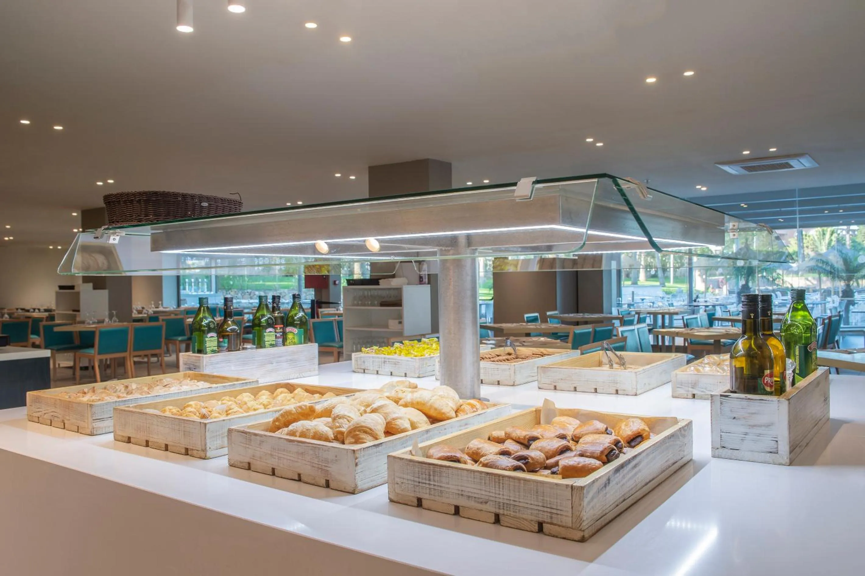 Restaurant/places to eat in Hotel Roquetas El Palmeral by Pierre & Vacances